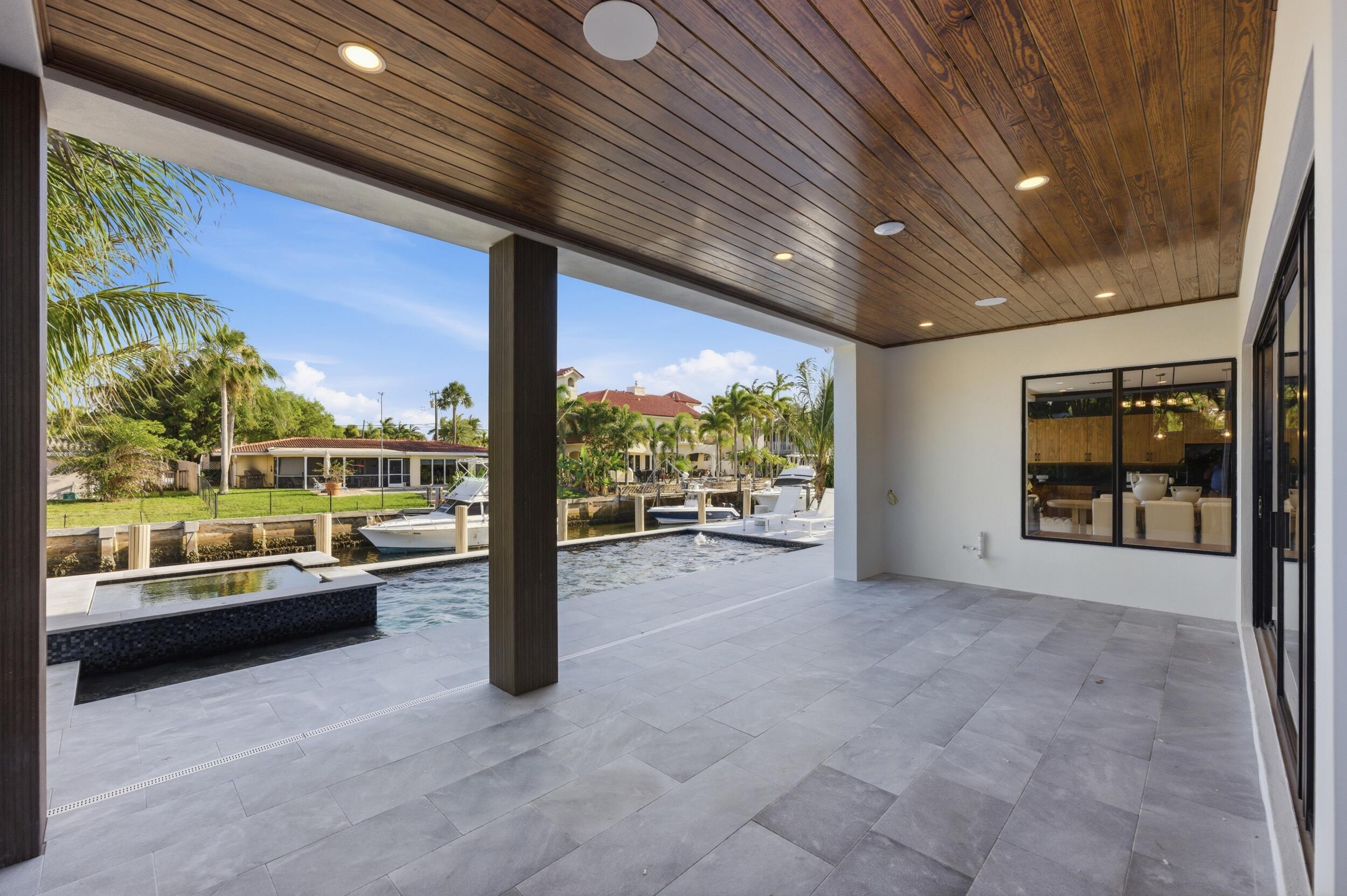 2360 NE 49th, Lighthouse Point FL 33064