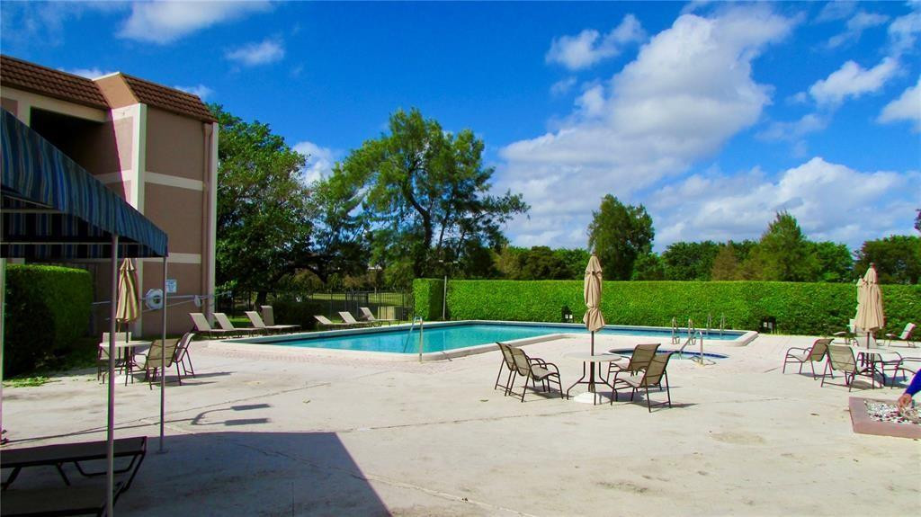 8310 Sands Point #104, Tamarac FL 33321