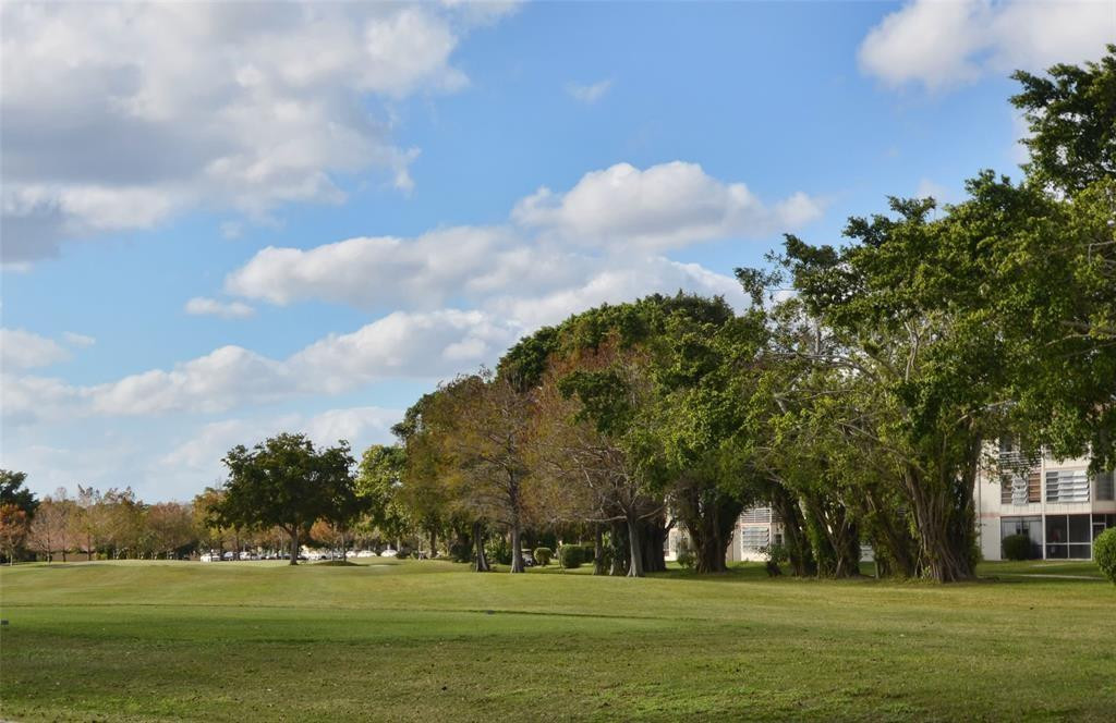 8310 Sands Point #104, Tamarac FL 33321