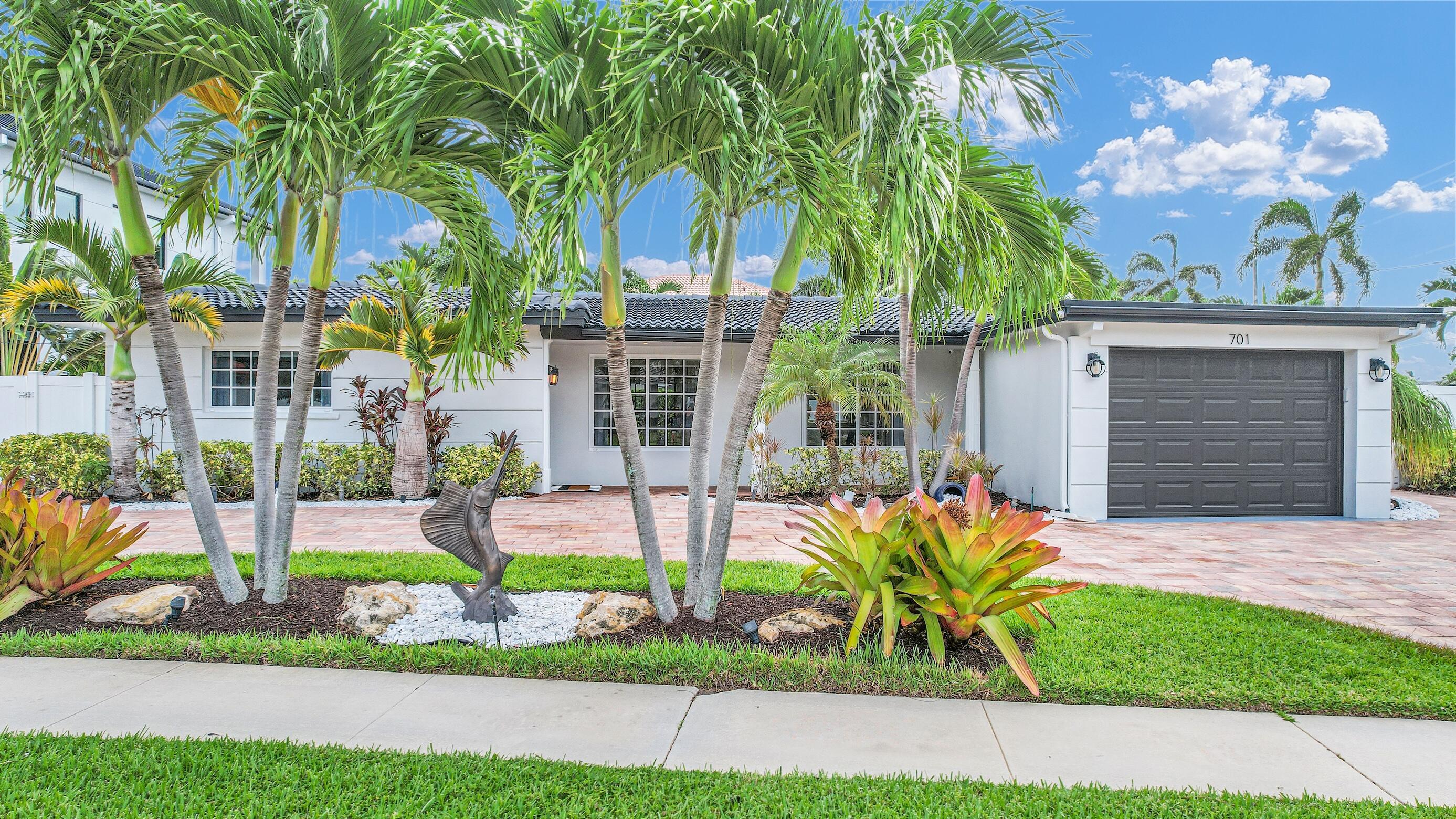 701 Appleby, Boca Raton FL 33487
