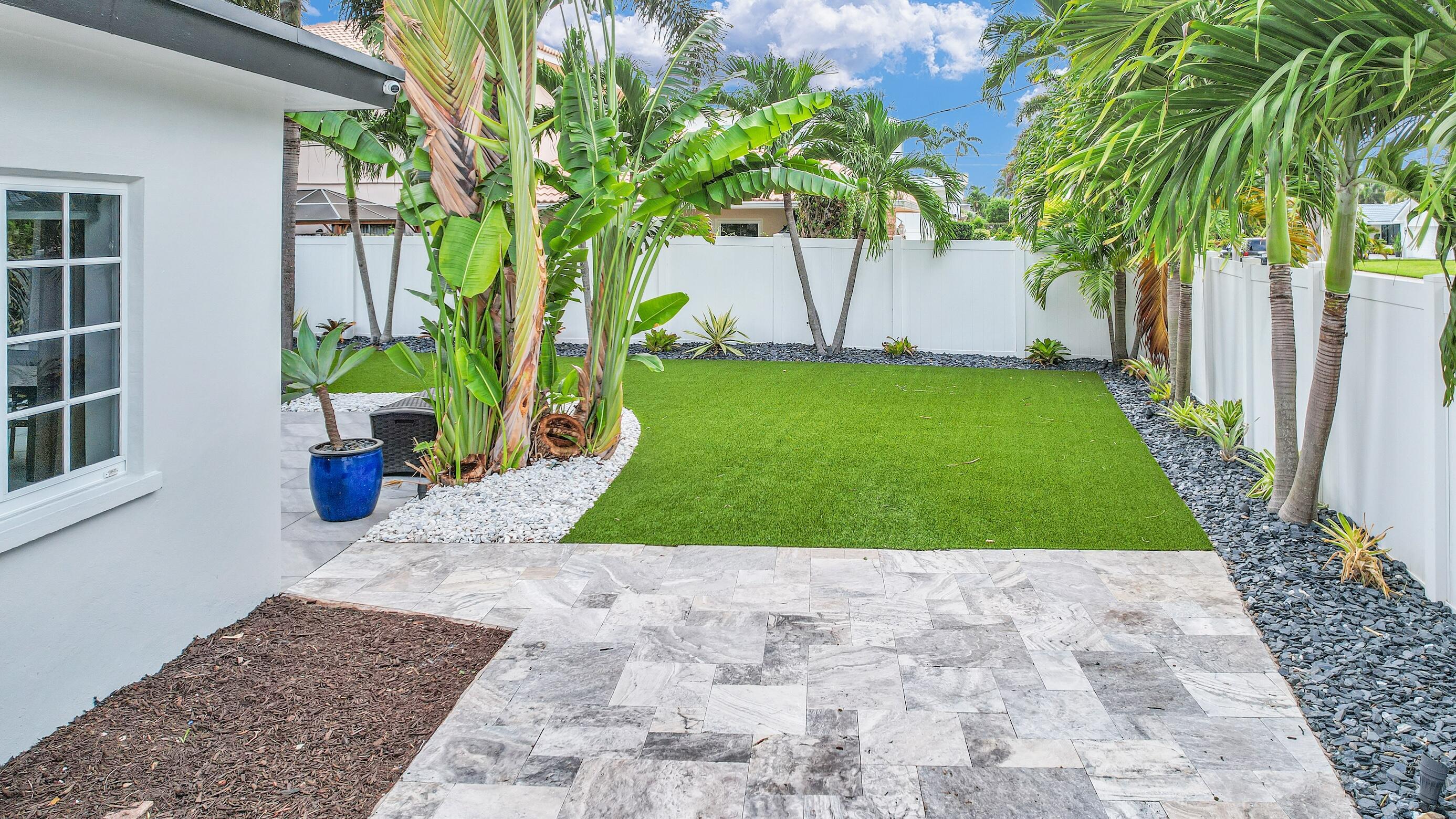 701 Appleby, Boca Raton FL 33487