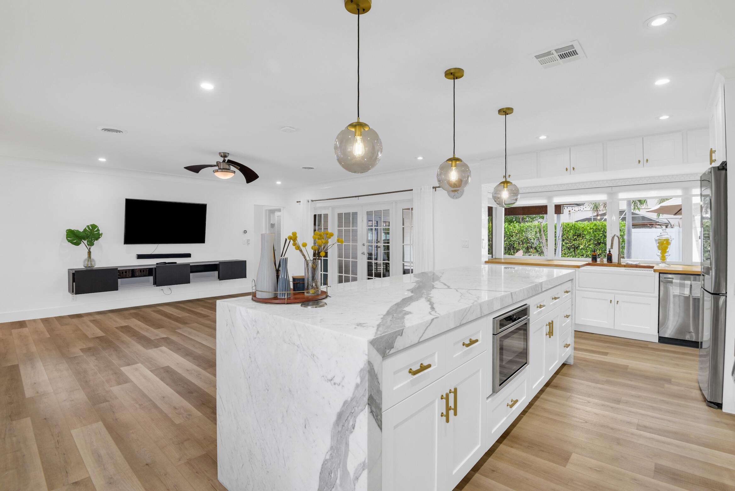 701 Appleby, Boca Raton FL 33487