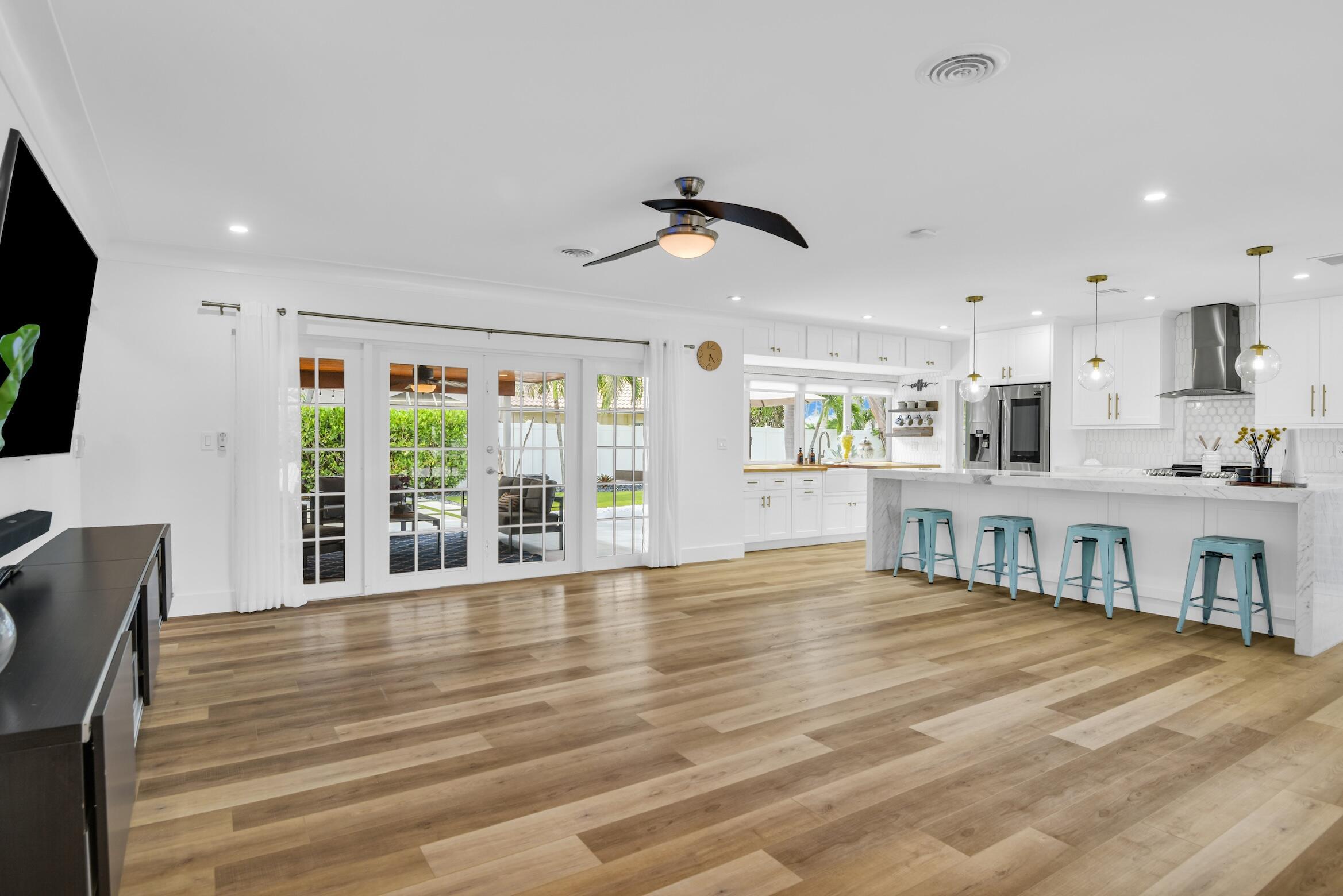 701 Appleby, Boca Raton FL 33487