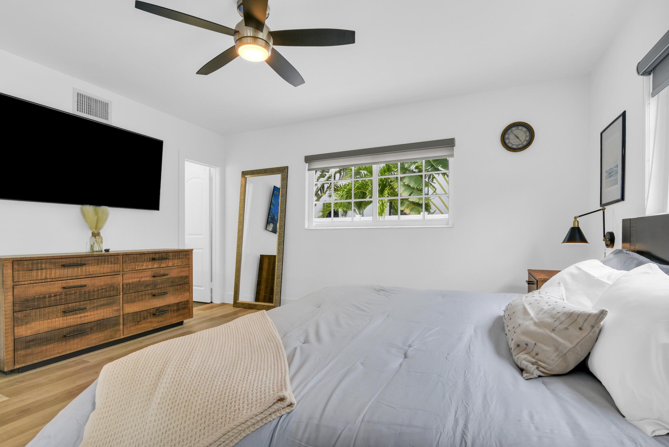 701 Appleby, Boca Raton FL 33487
