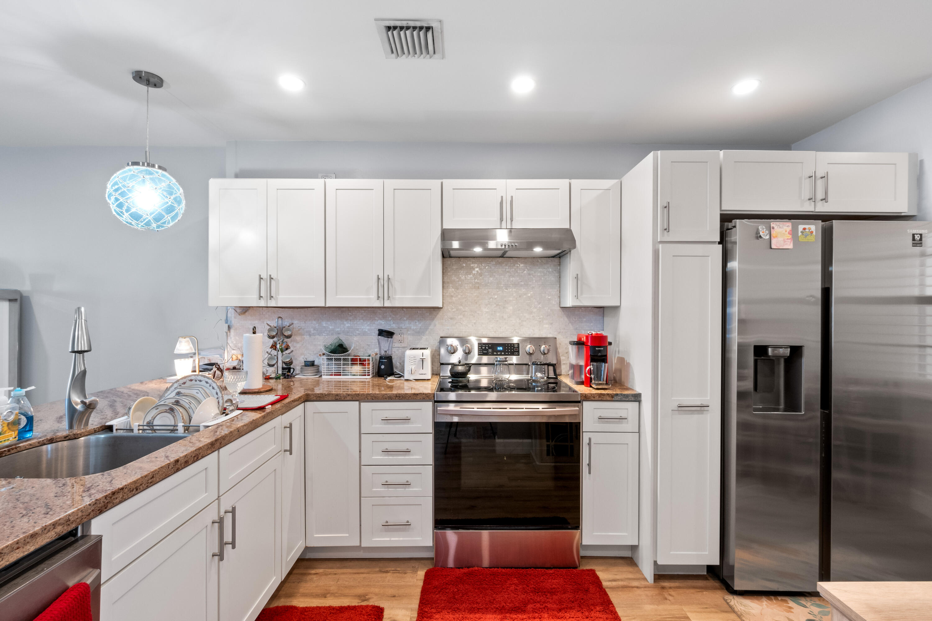 3100 NE 48th #806, Fort Lauderdale FL 33308