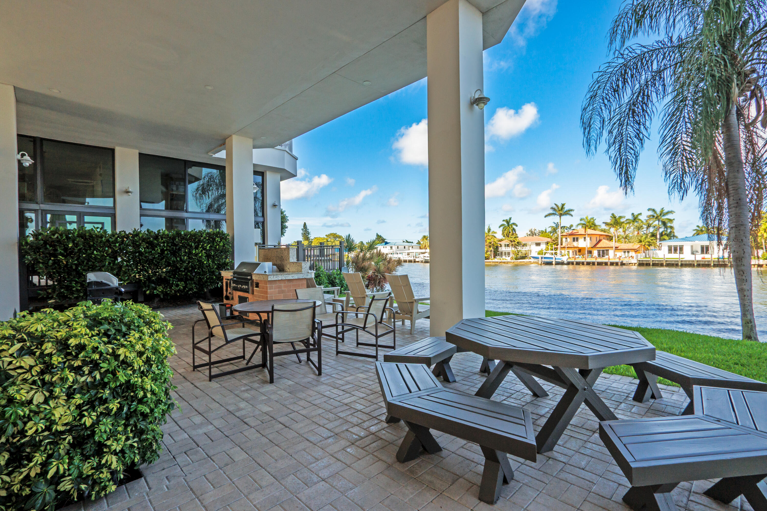 3100 NE 48th #806, Fort Lauderdale FL 33308