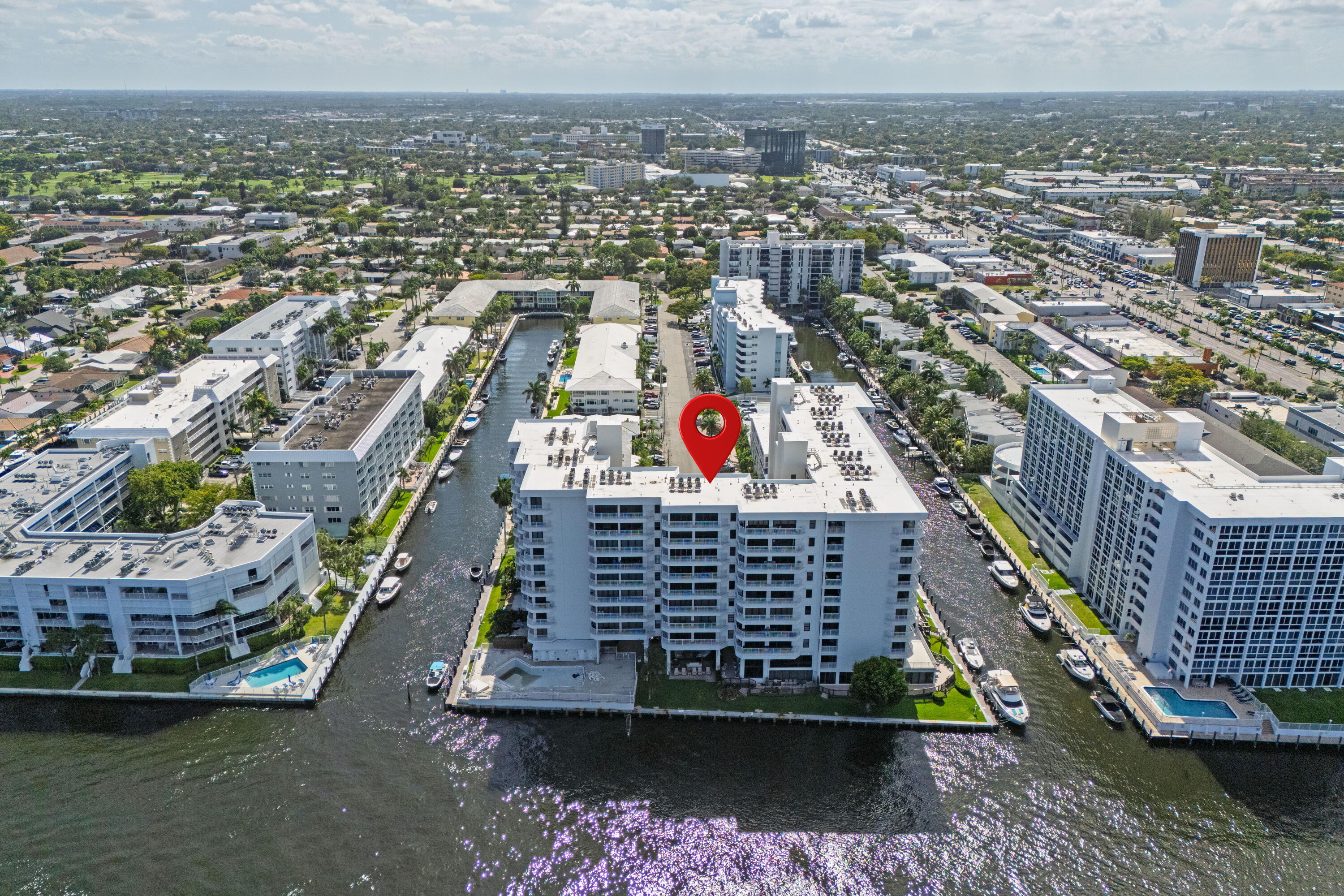 3100 NE 48th #806, Fort Lauderdale FL 33308