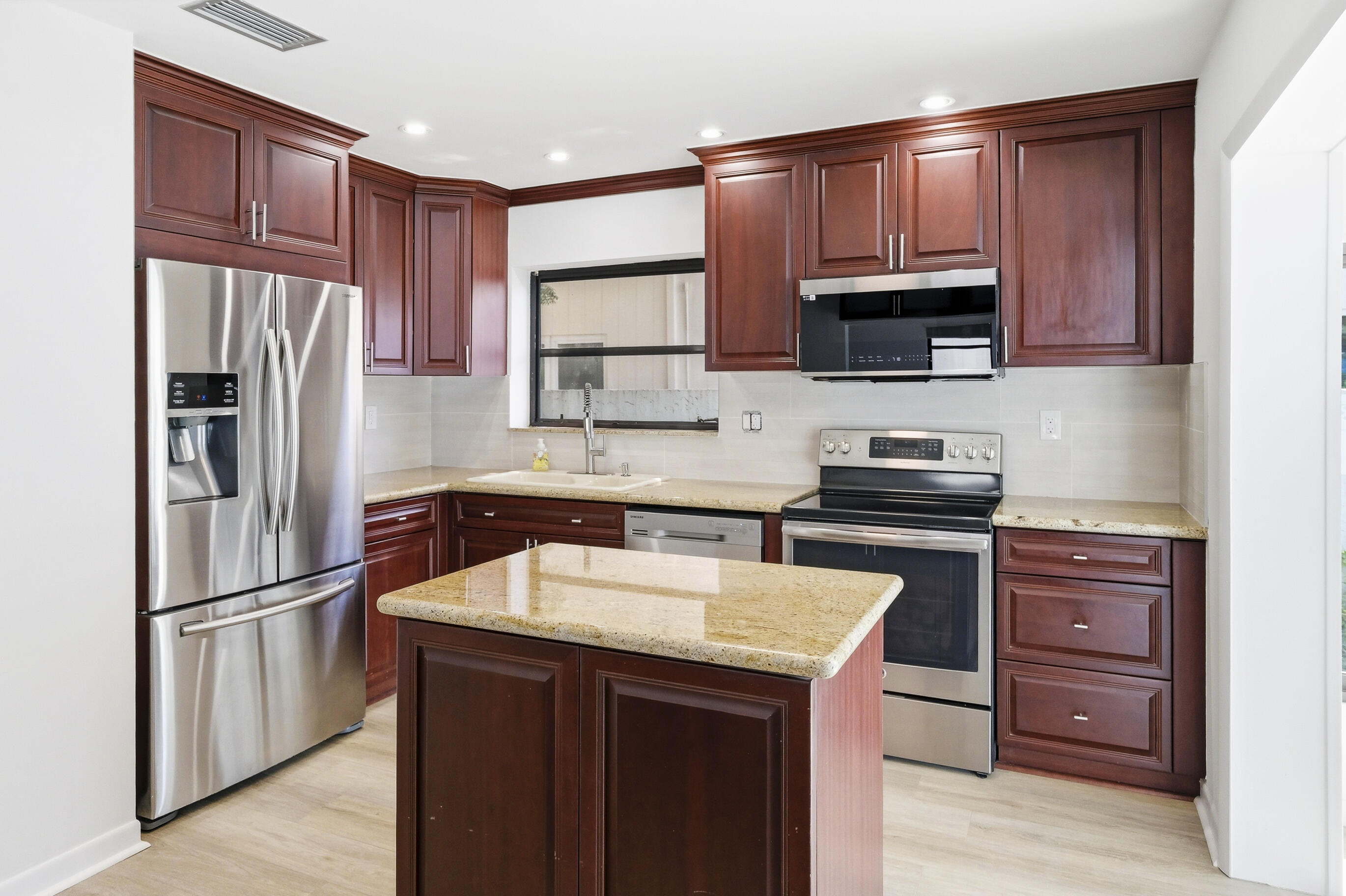 1708 SE 11th, Fort Lauderdale FL 33316