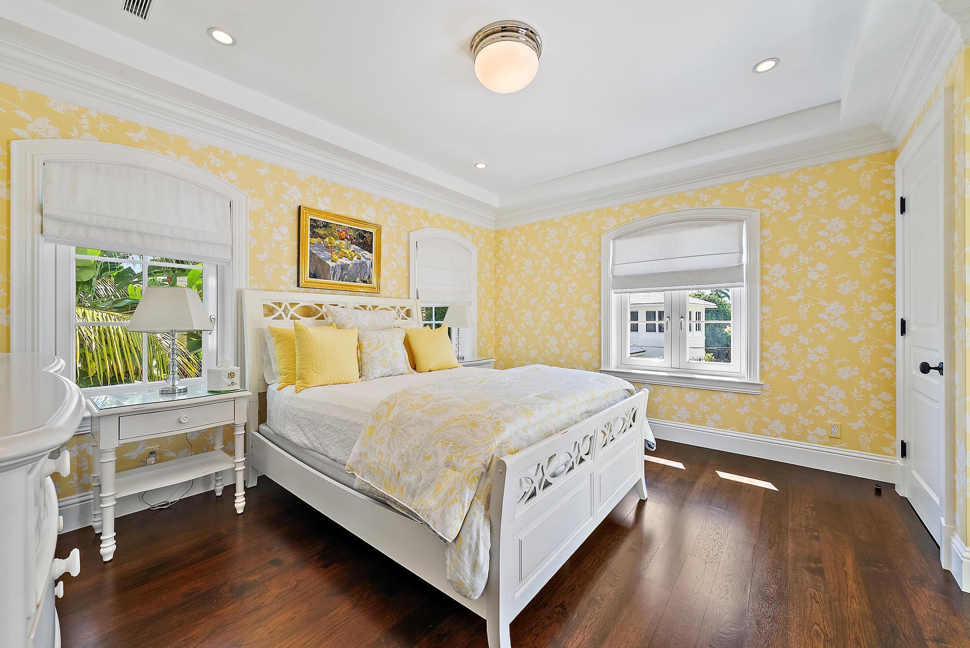 210 Emerald, Palm Beach FL 33480