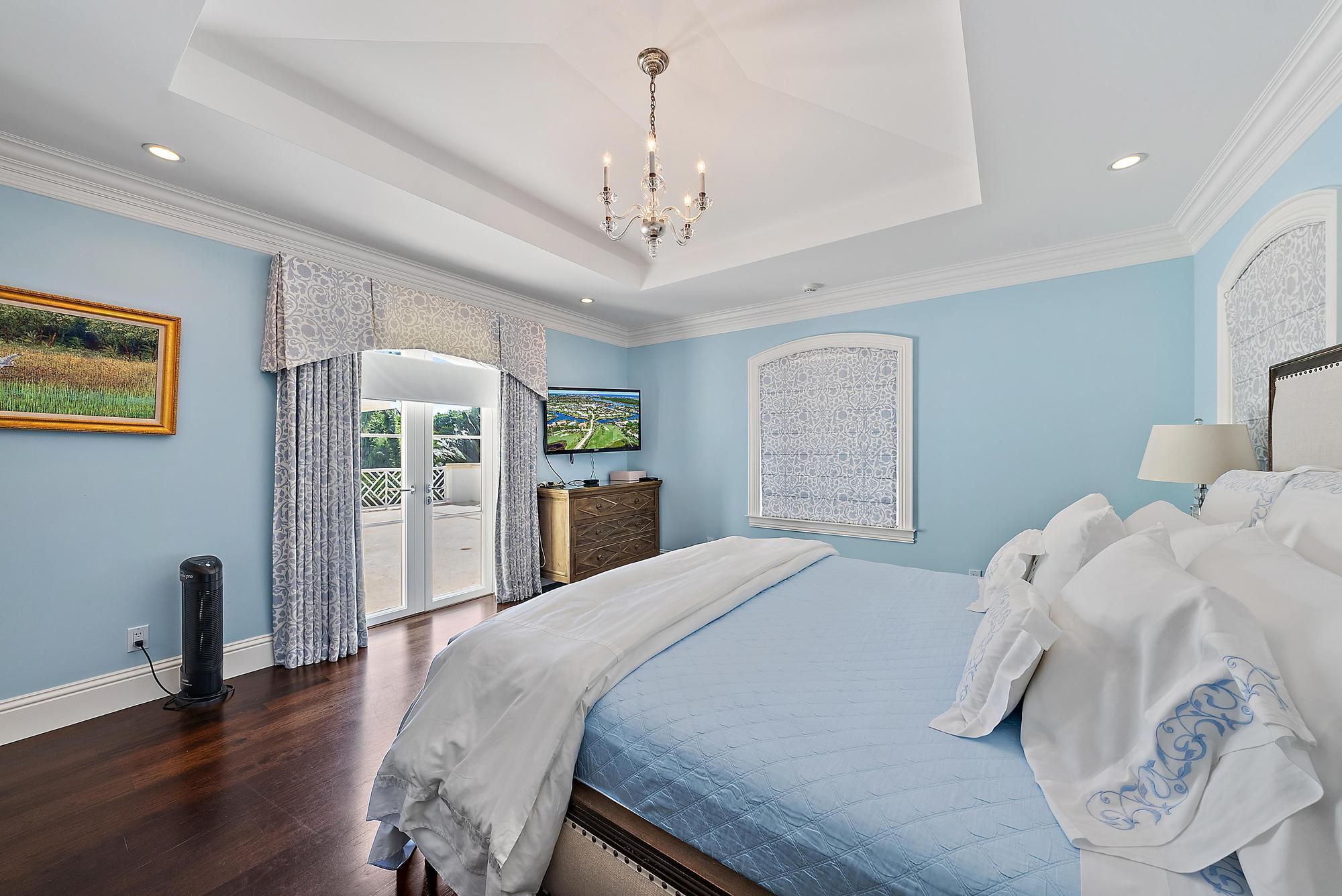210 Emerald, Palm Beach FL 33480