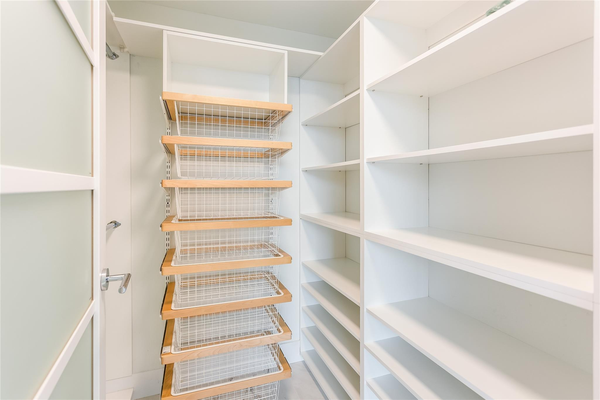 55 SE 6th #3500, Miami FL 33131