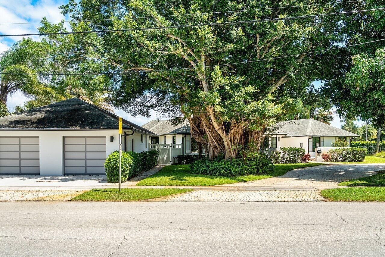210 S Lake, Lantana FL 33462