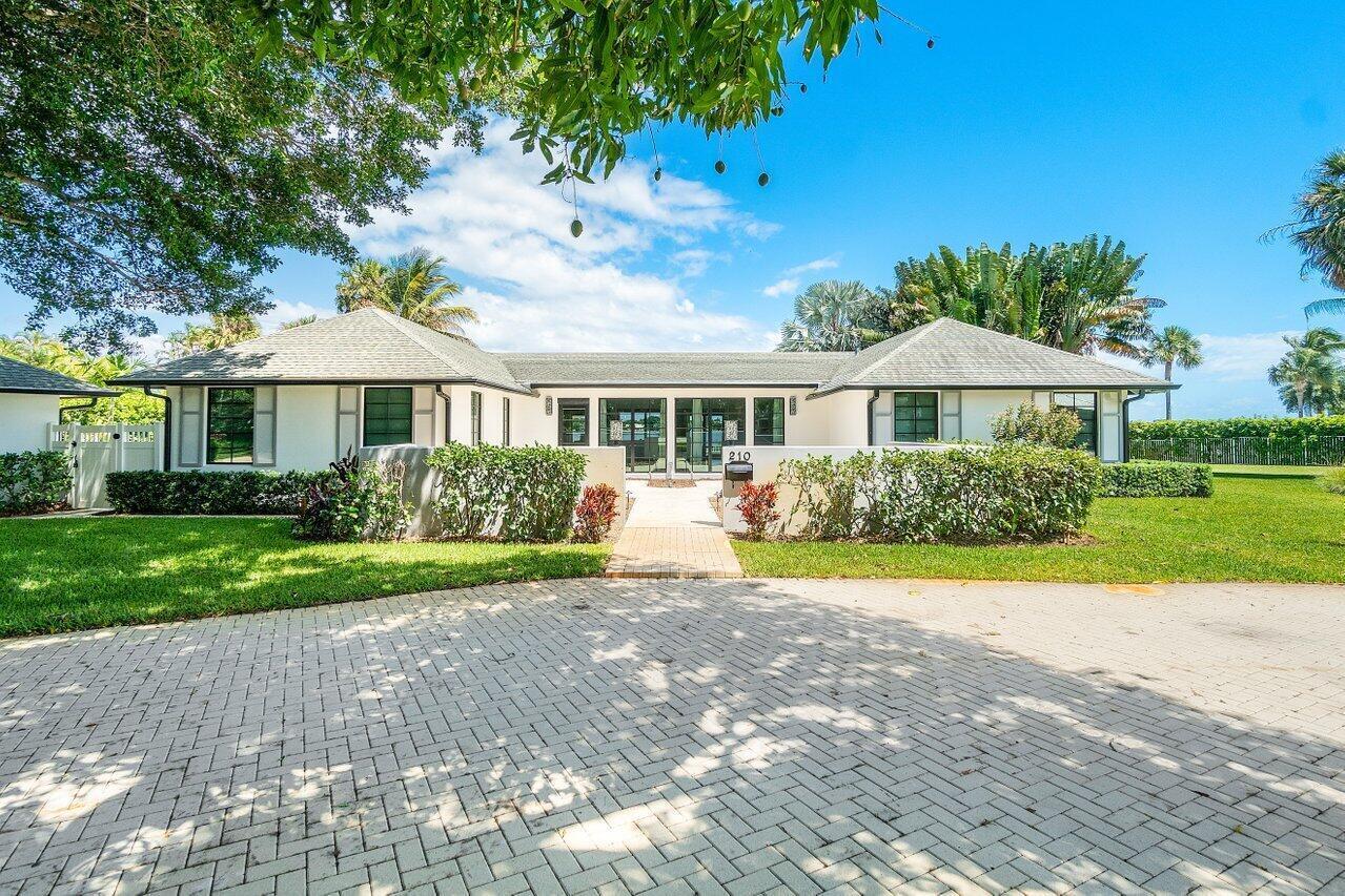 210 S Lake, Lantana FL 33462
