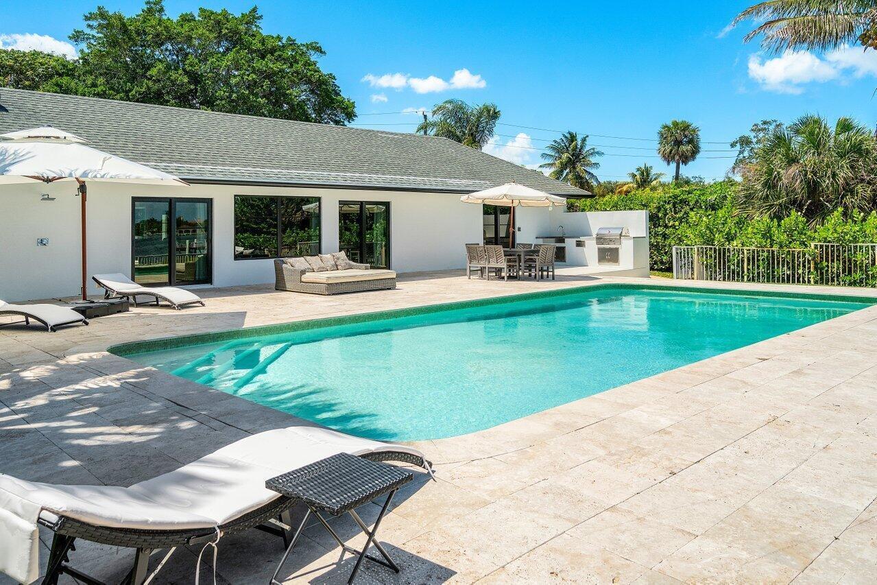 210 S Lake, Lantana FL 33462