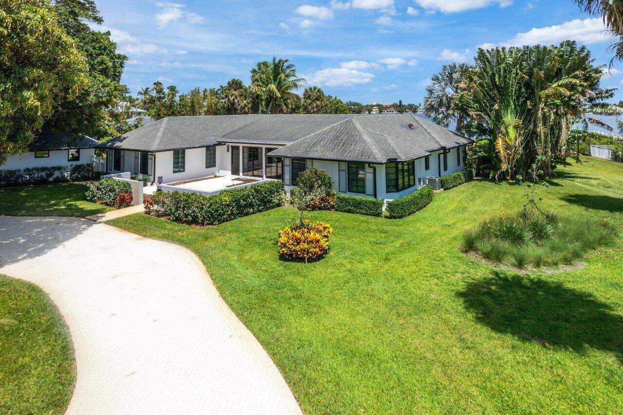 210 S Lake, Lantana FL 33462