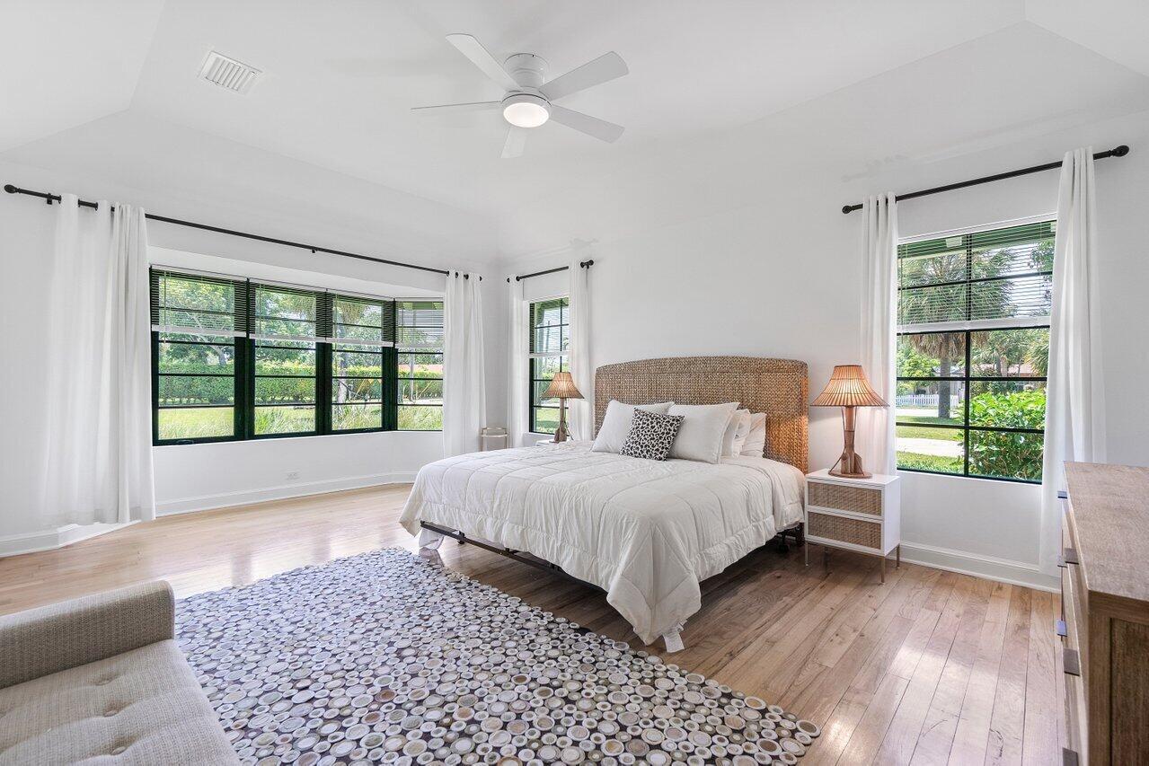 210 S Lake, Lantana FL 33462