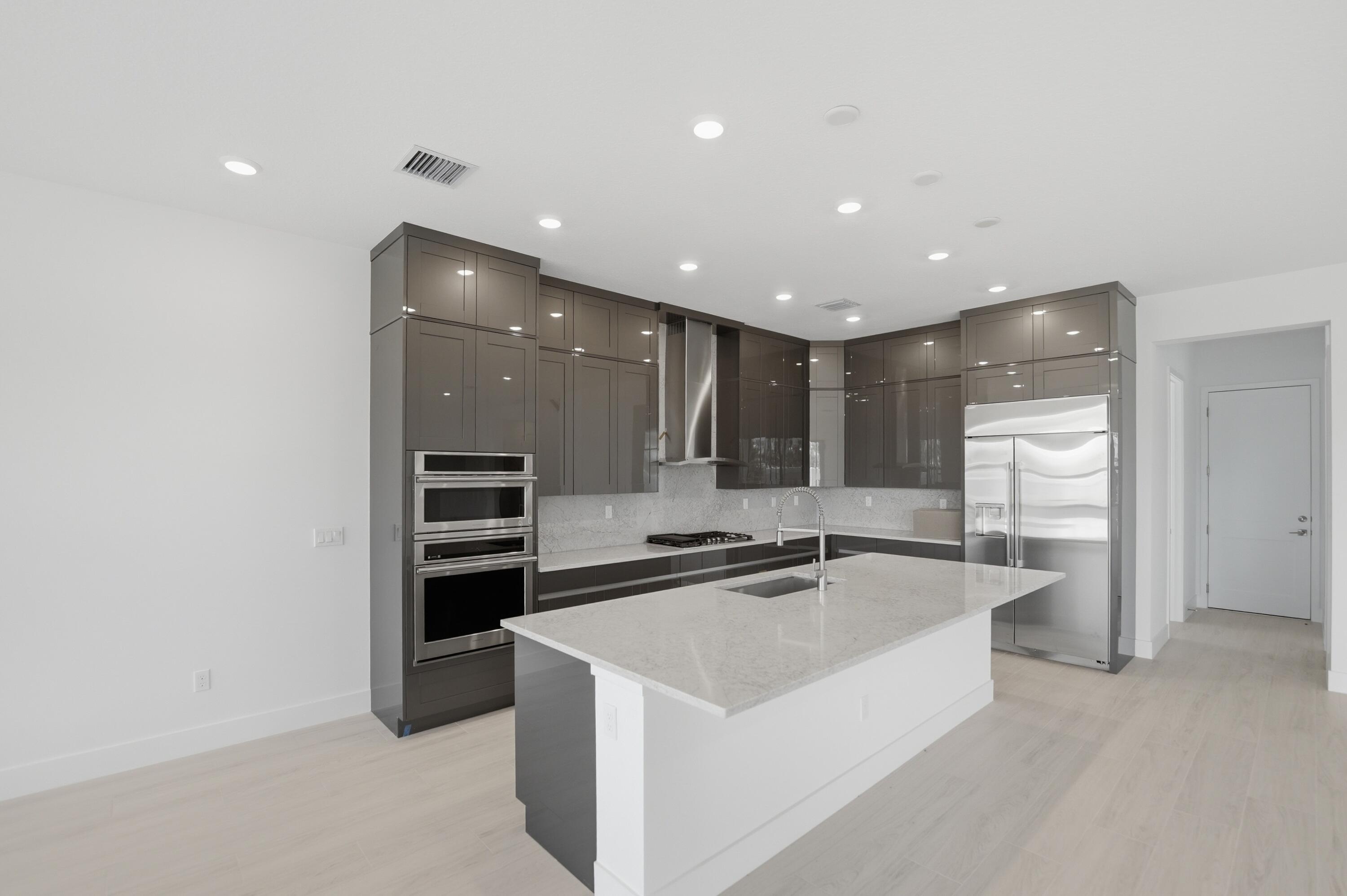 10169 Royal Ascot, Lake Worth FL 33449