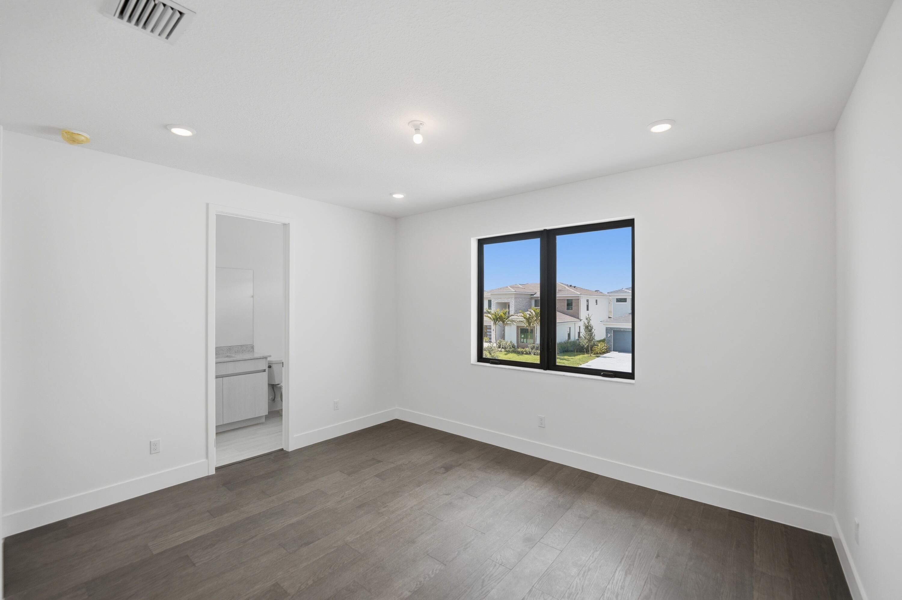 10169 Royal Ascot, Lake Worth FL 33449