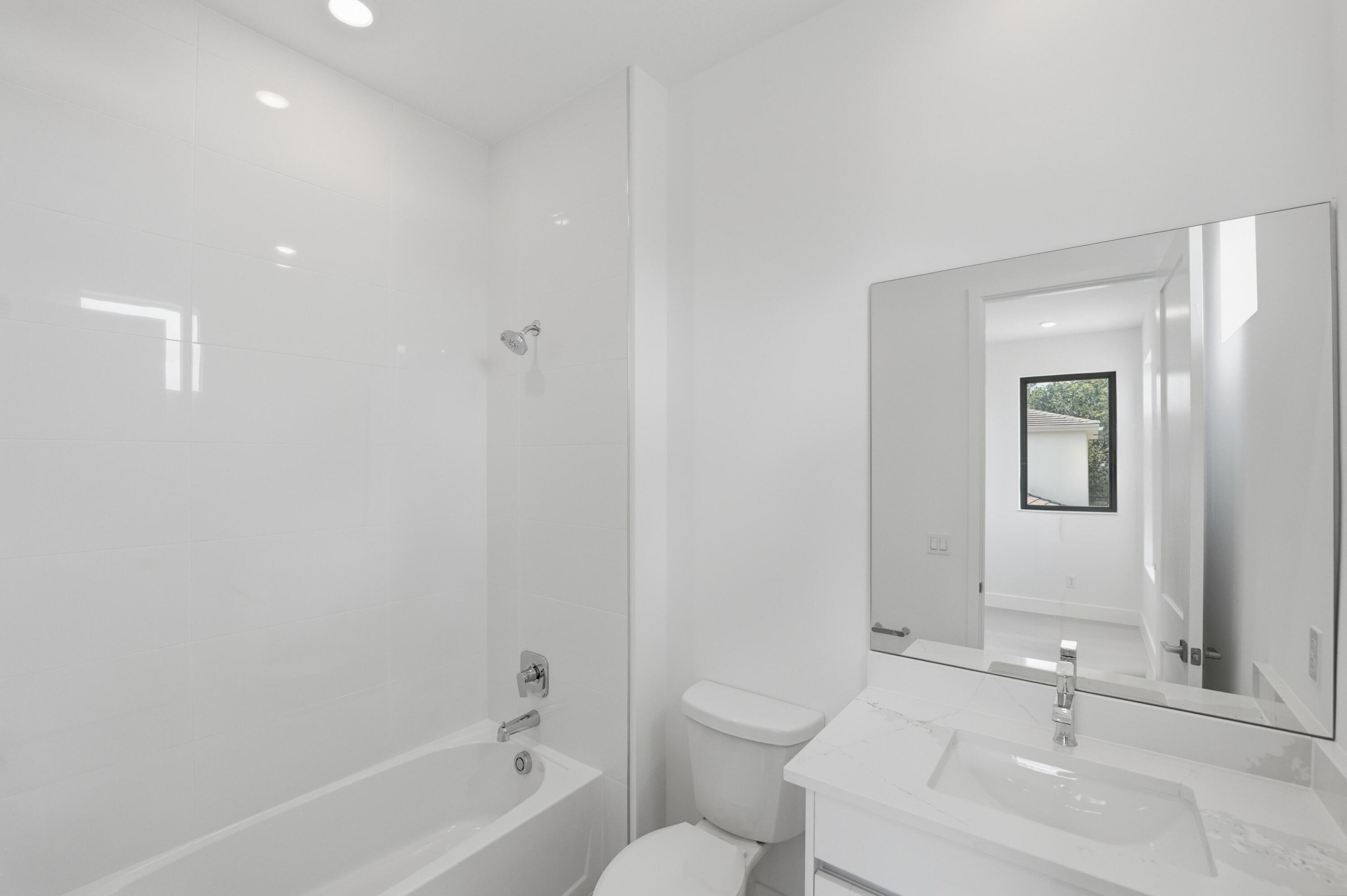 7738 Longchamp, Lake Worth FL 33449
