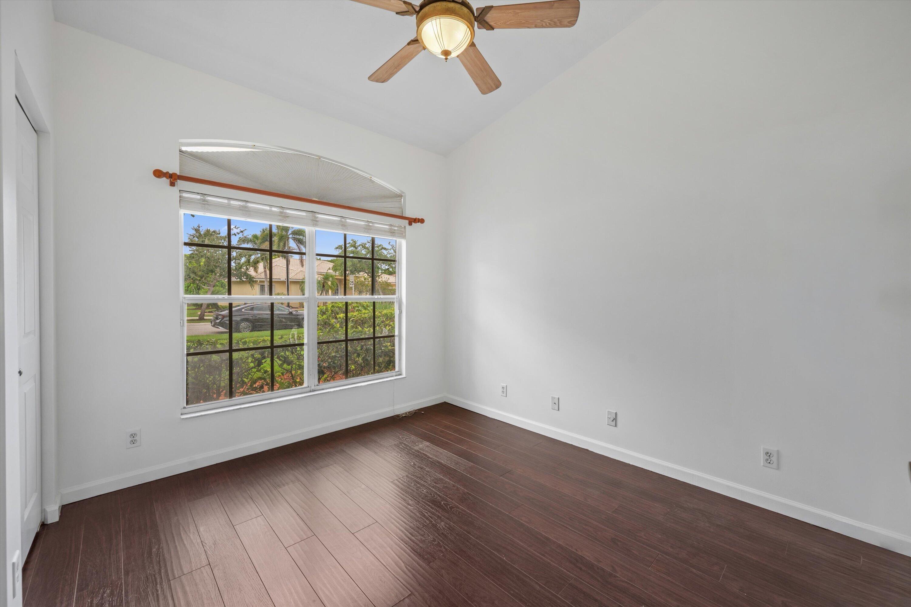 106 Fernwood, Royal Palm Beach FL 33411