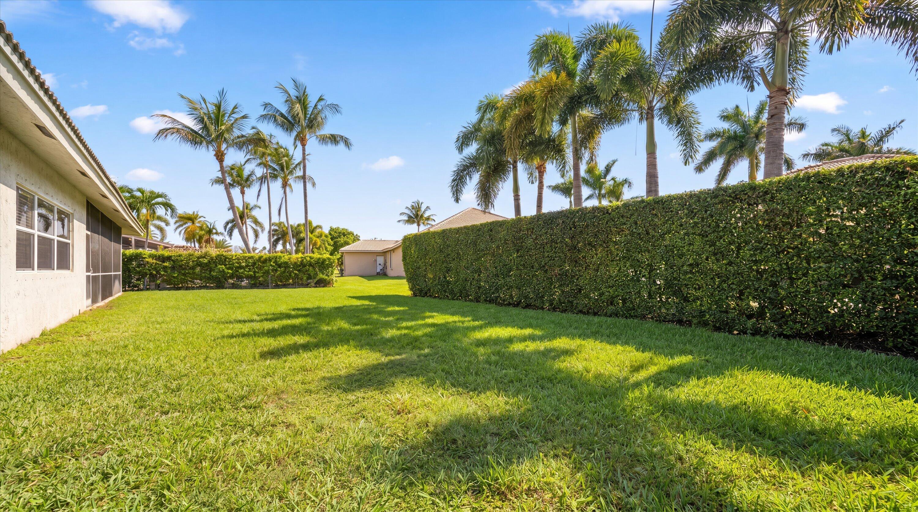 106 Fernwood, Royal Palm Beach FL 33411