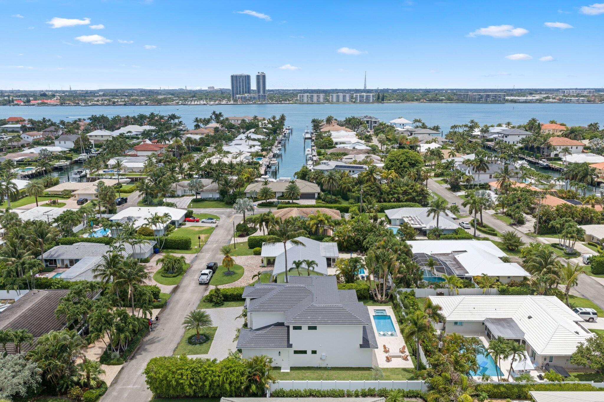 1160 Emerald, Riviera Beach FL 33404
