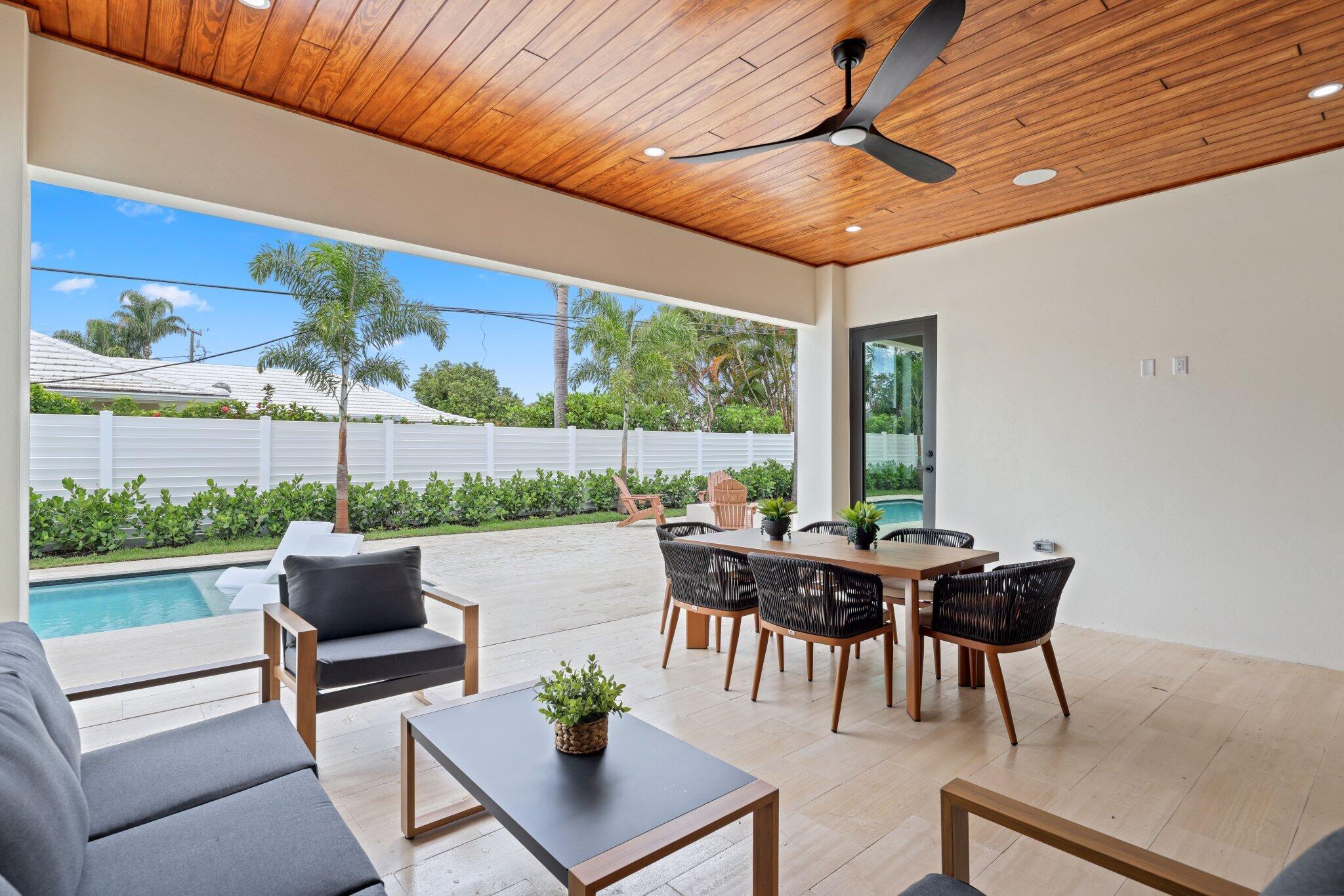 1160 Emerald, Riviera Beach FL 33404