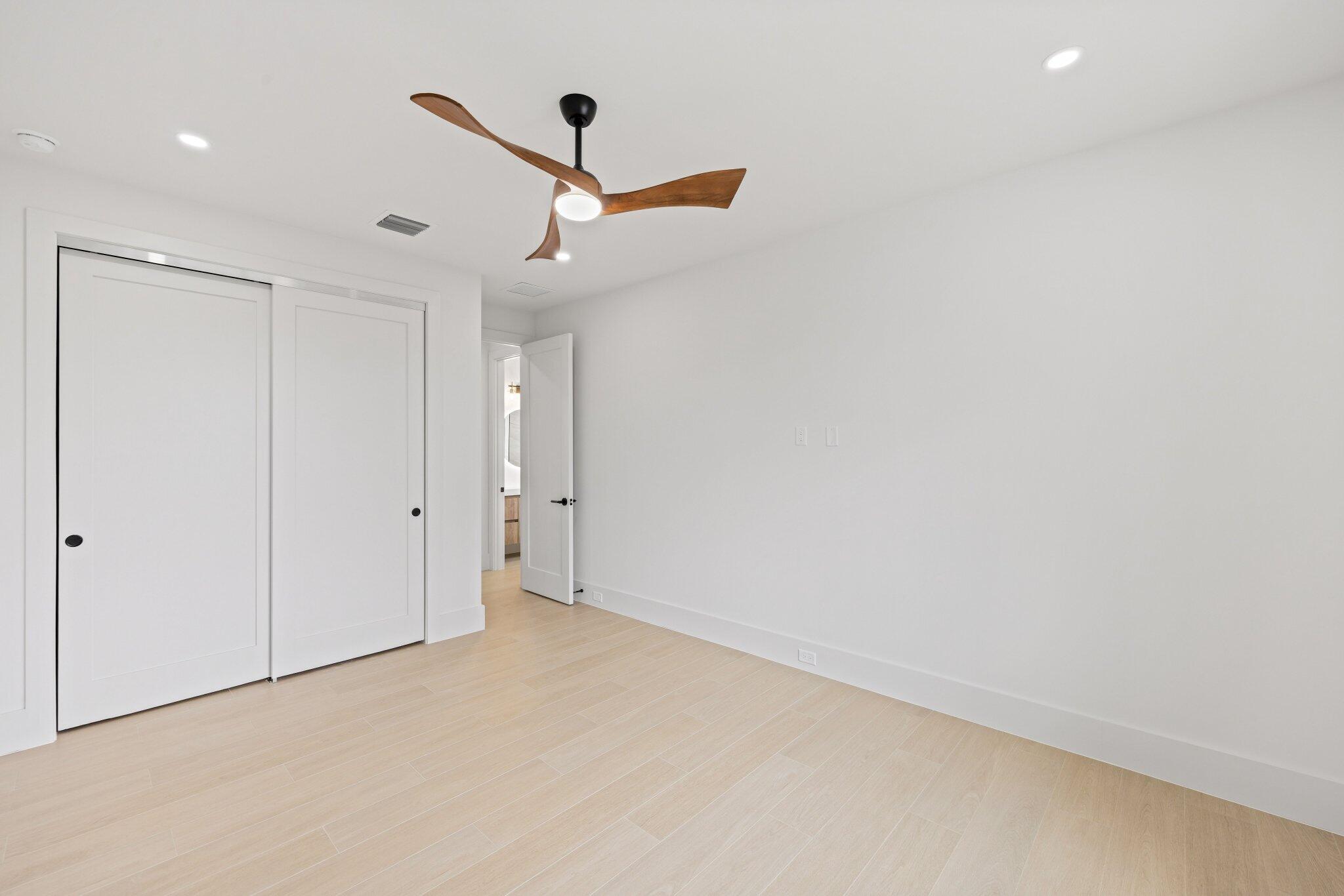 1160 Emerald, Riviera Beach FL 33404