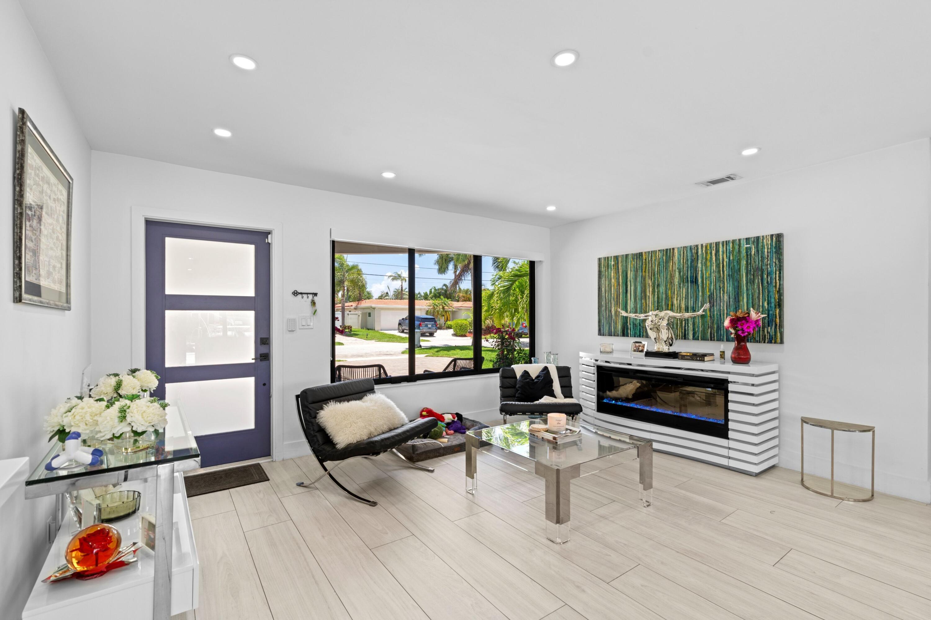 160 SE 12th, Pompano Beach FL 33060