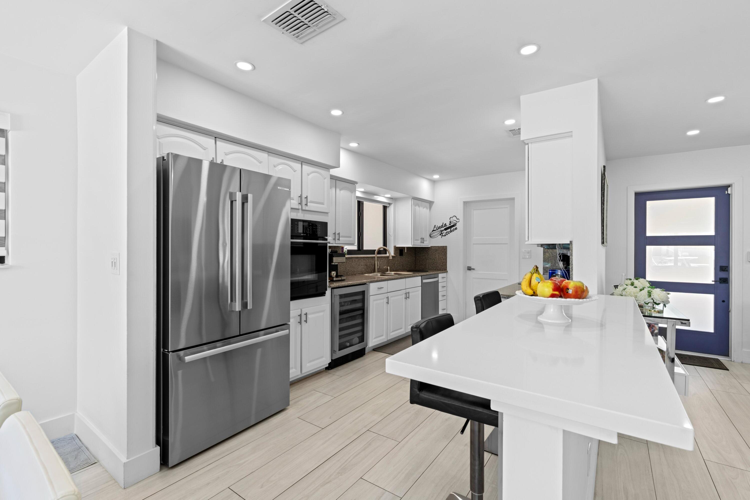 160 SE 12th, Pompano Beach FL 33060