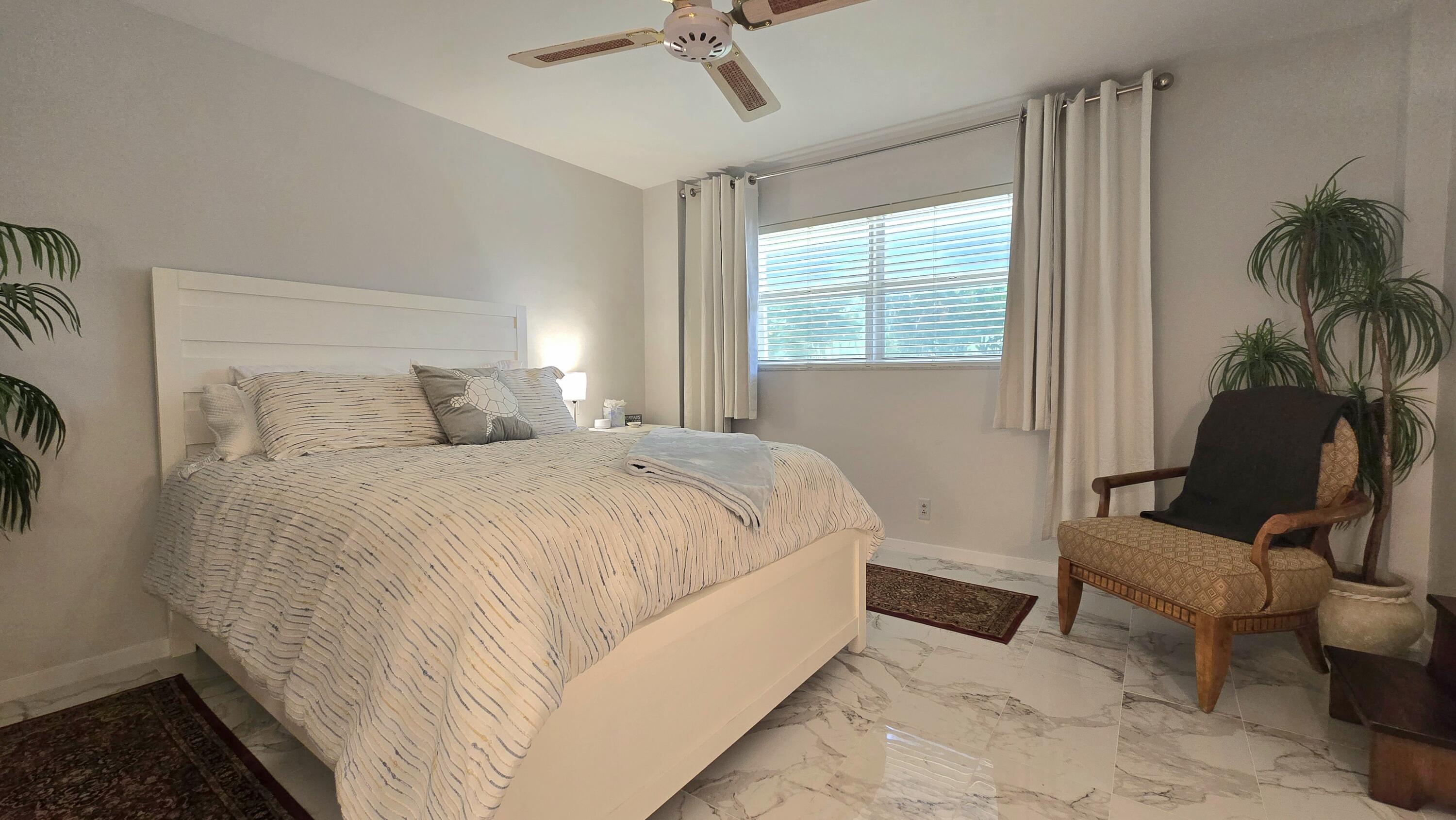1161 Hillsboro Mile #107, Hillsboro Beach FL 33062