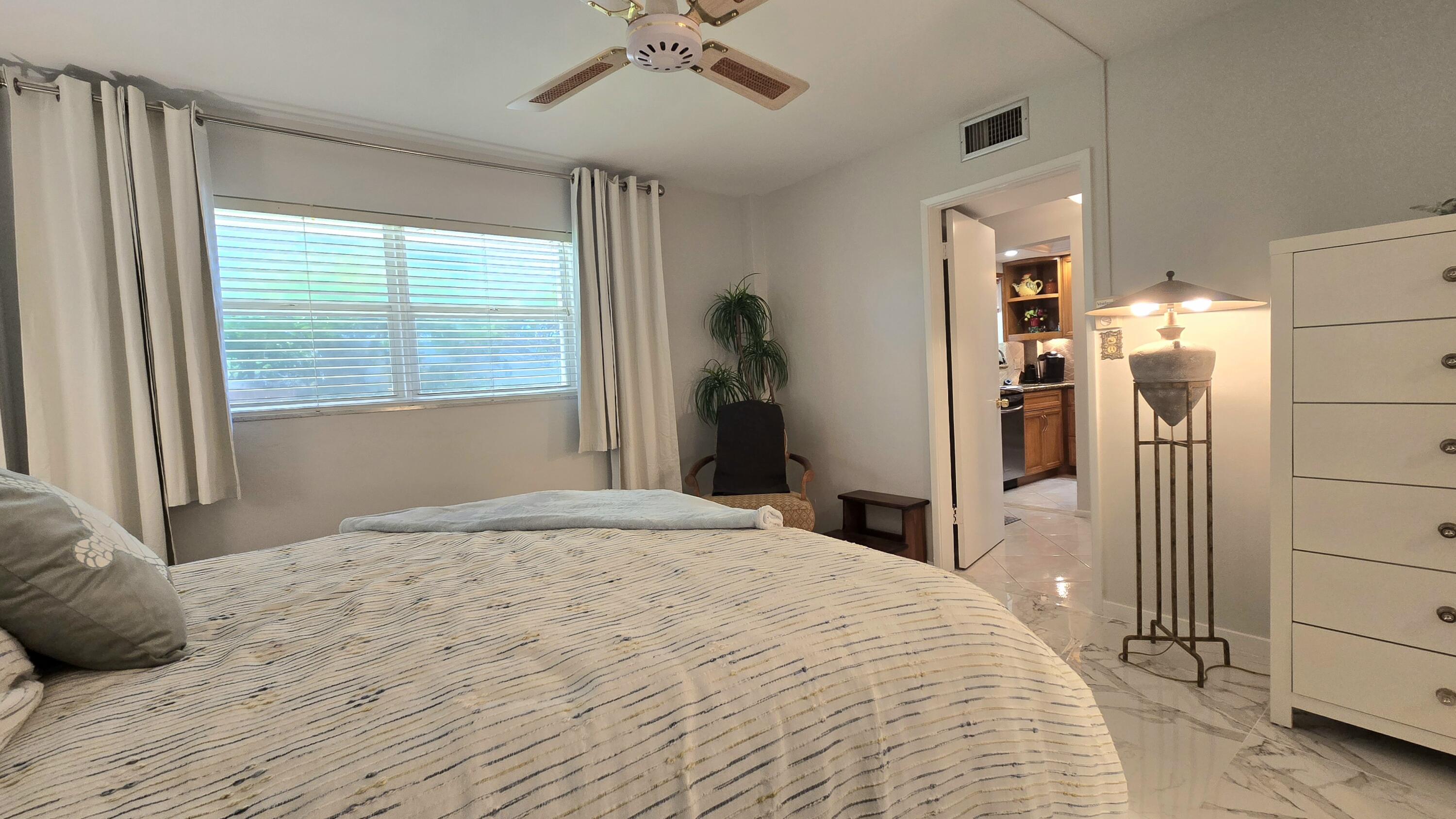 1161 Hillsboro Mile #107, Hillsboro Beach FL 33062