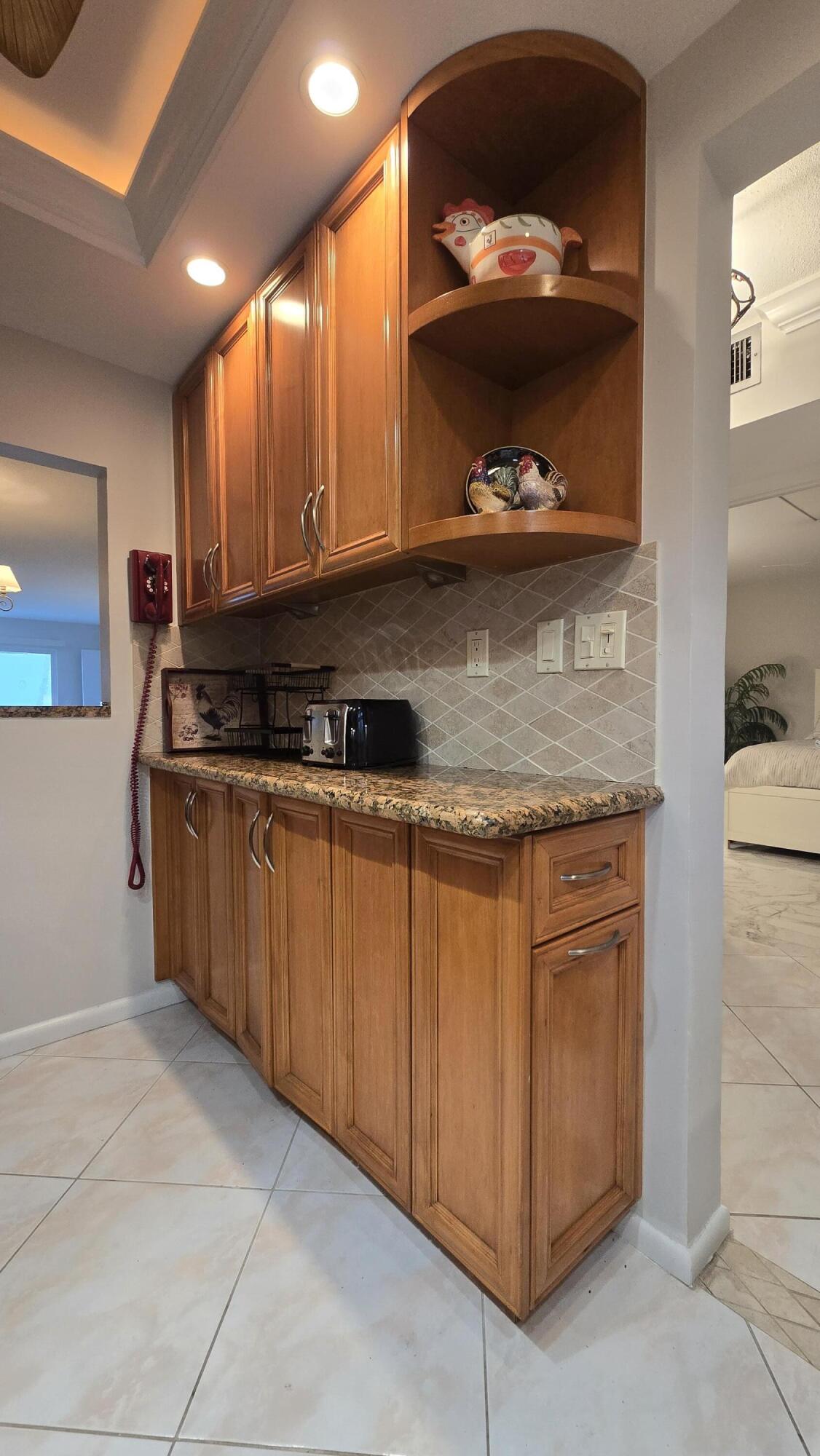 1161 Hillsboro Mile #107, Hillsboro Beach FL 33062