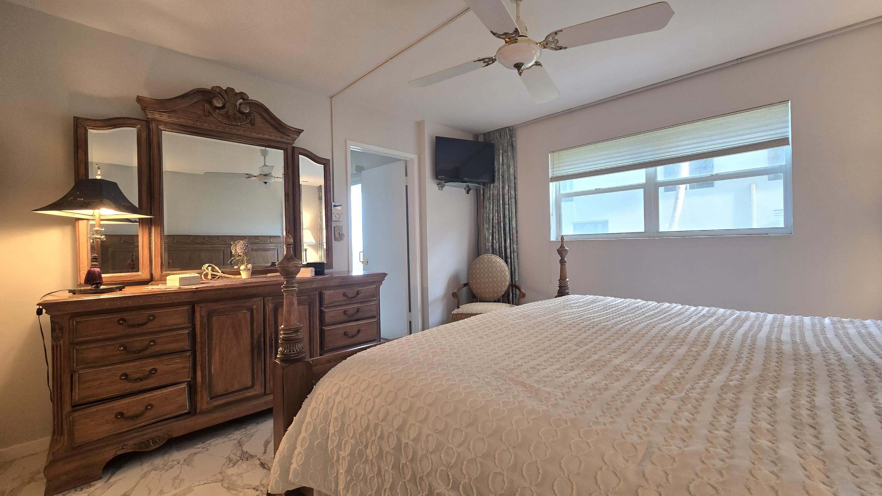 1161 Hillsboro Mile #107, Hillsboro Beach FL 33062
