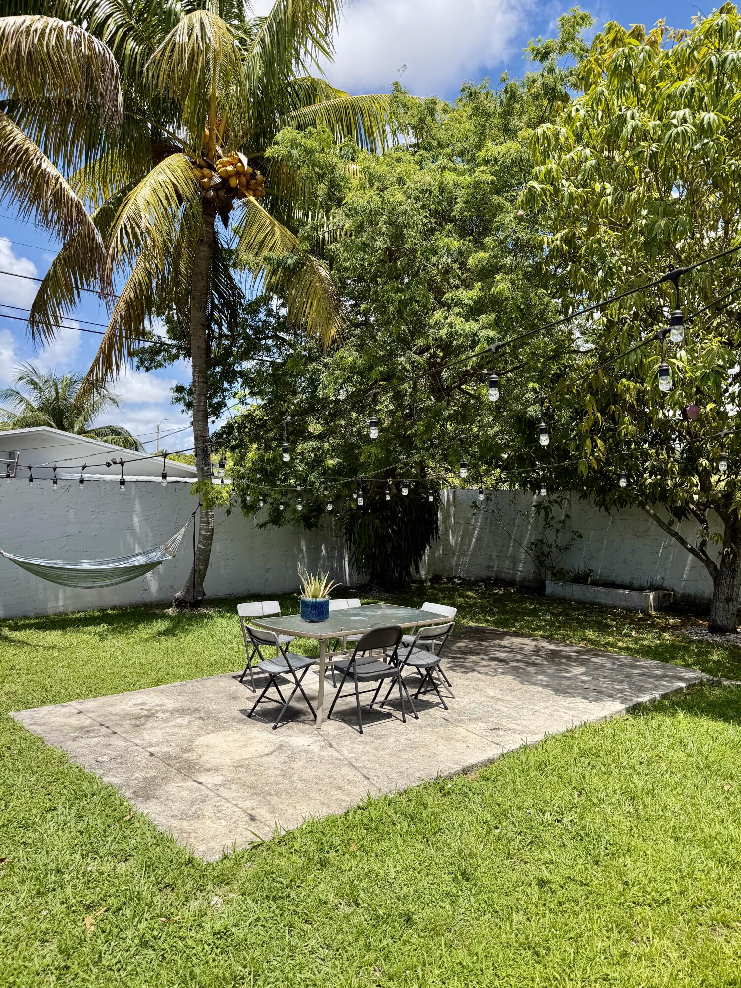 114 SW 57th, Miami FL 33144