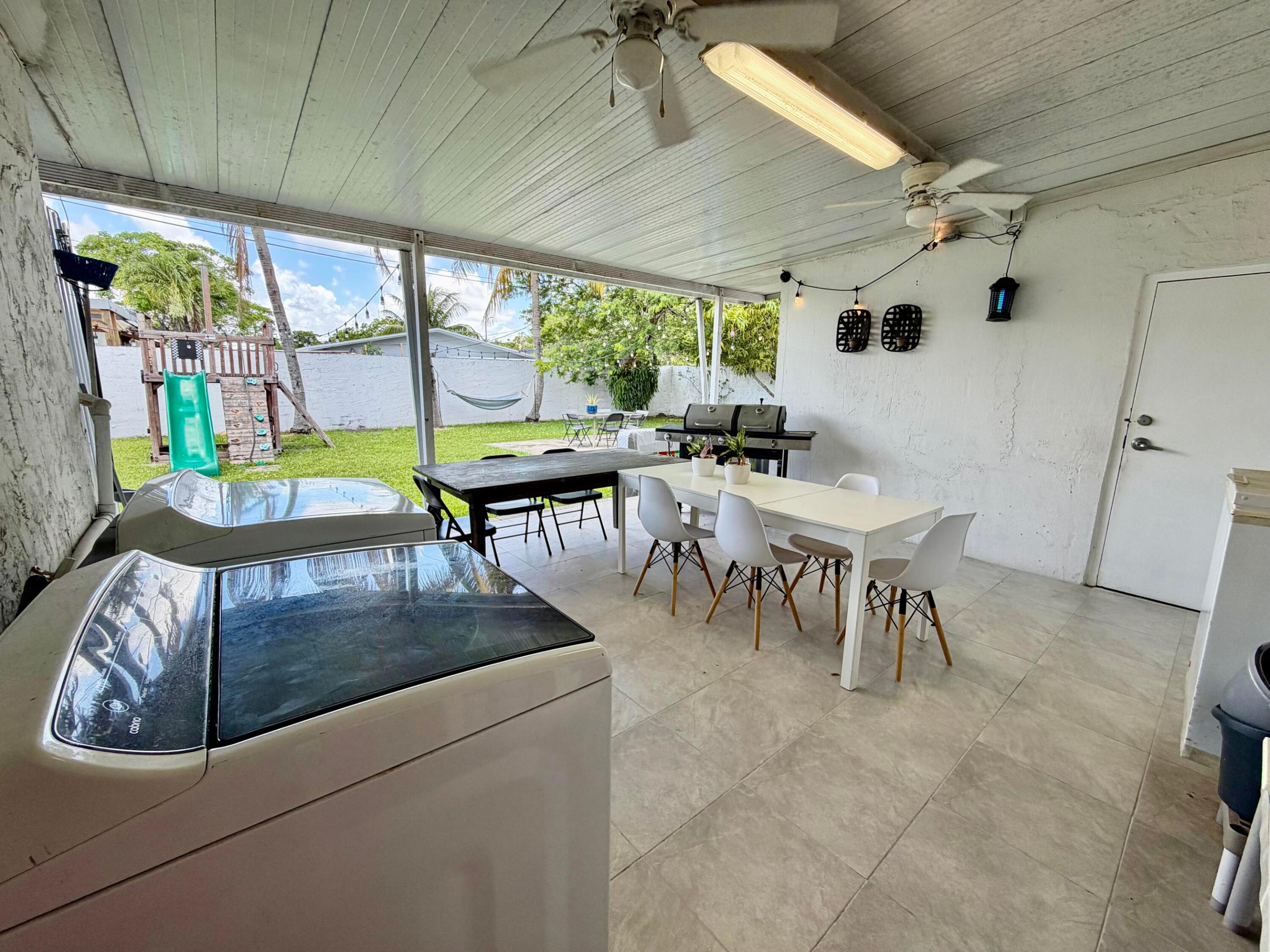 114 SW 57th, Miami FL 33144