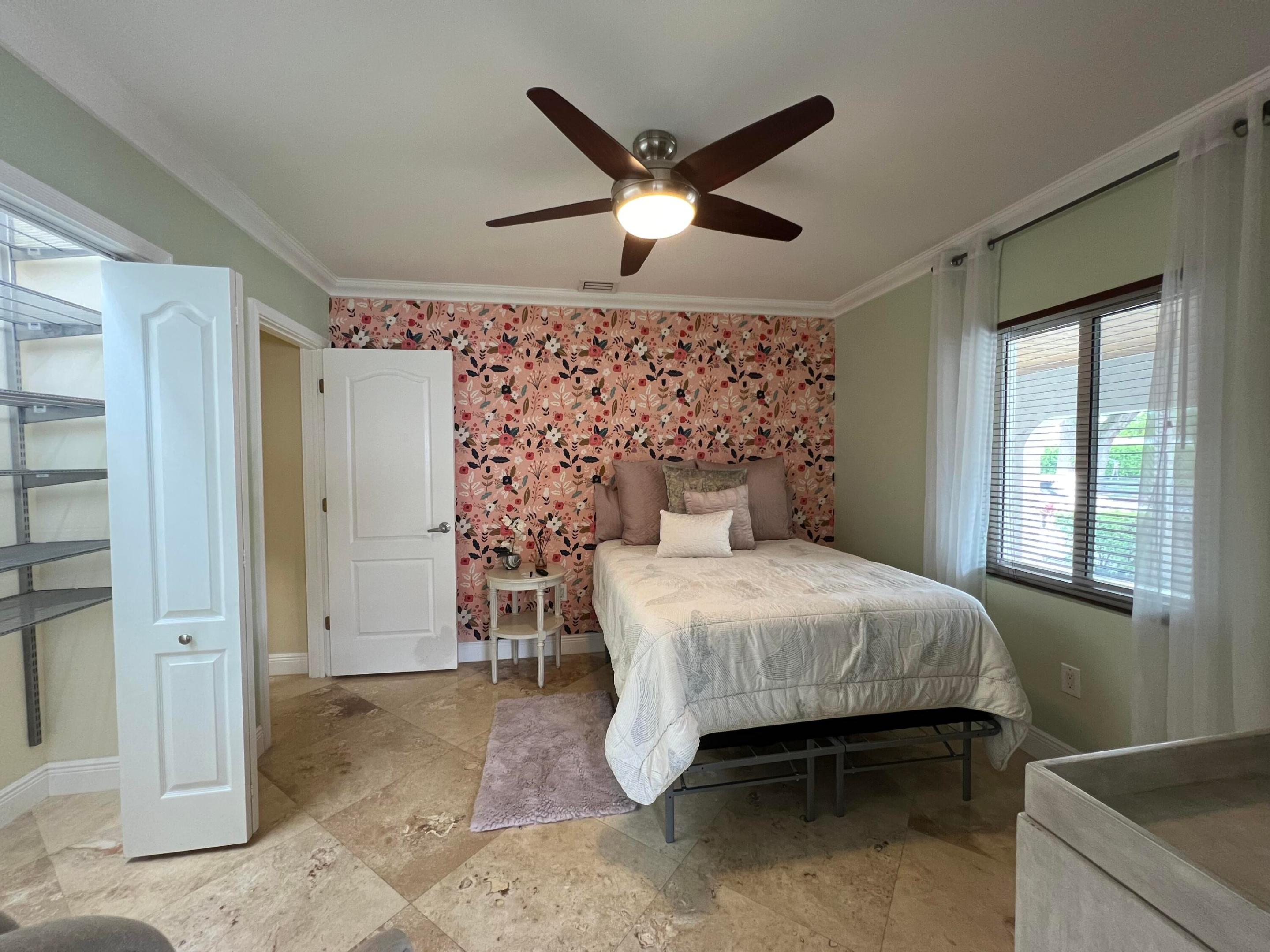 114 SW 57th, Miami FL 33144
