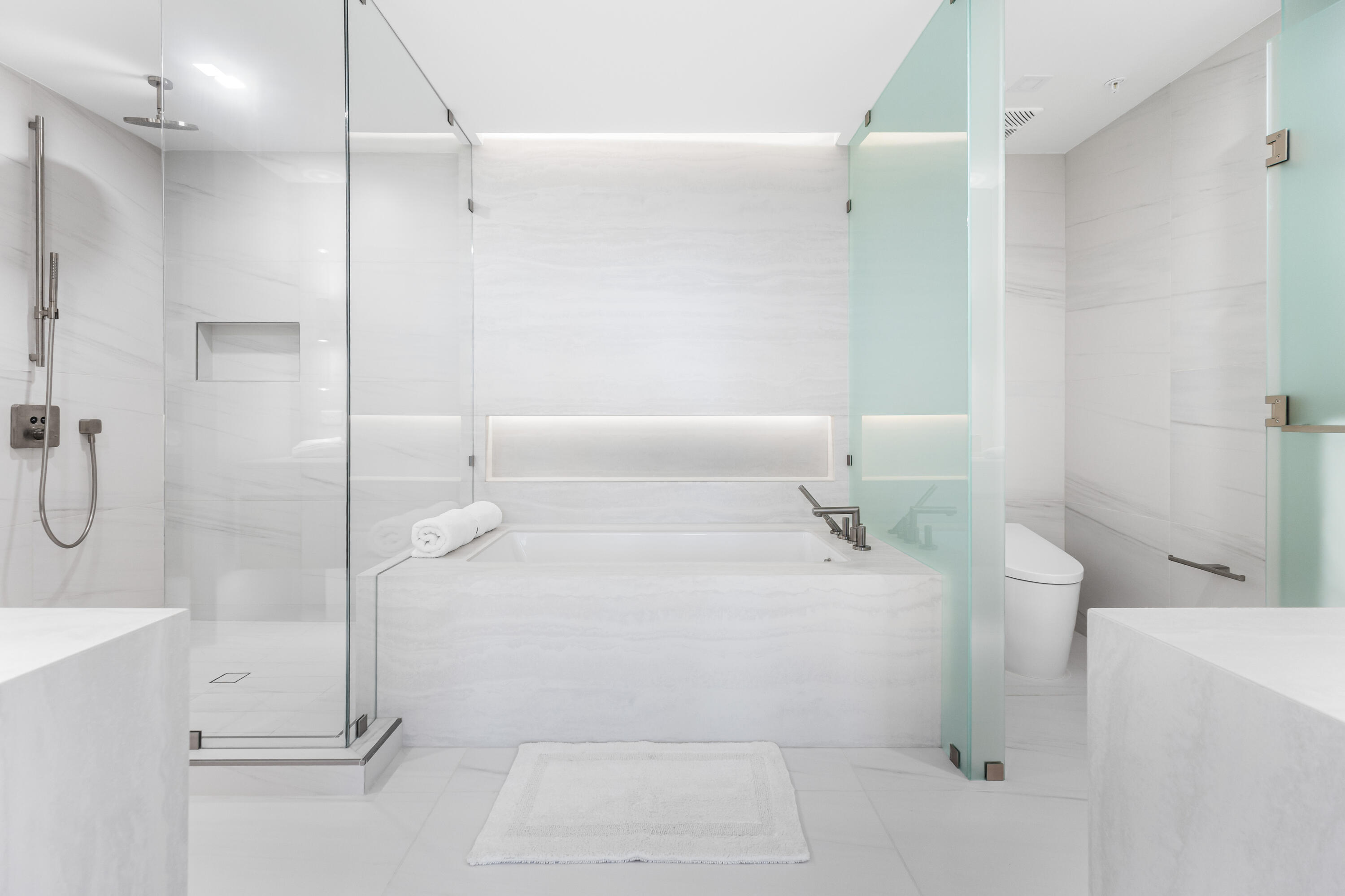900 N Ocean #1904, Pompano Beach FL 33062