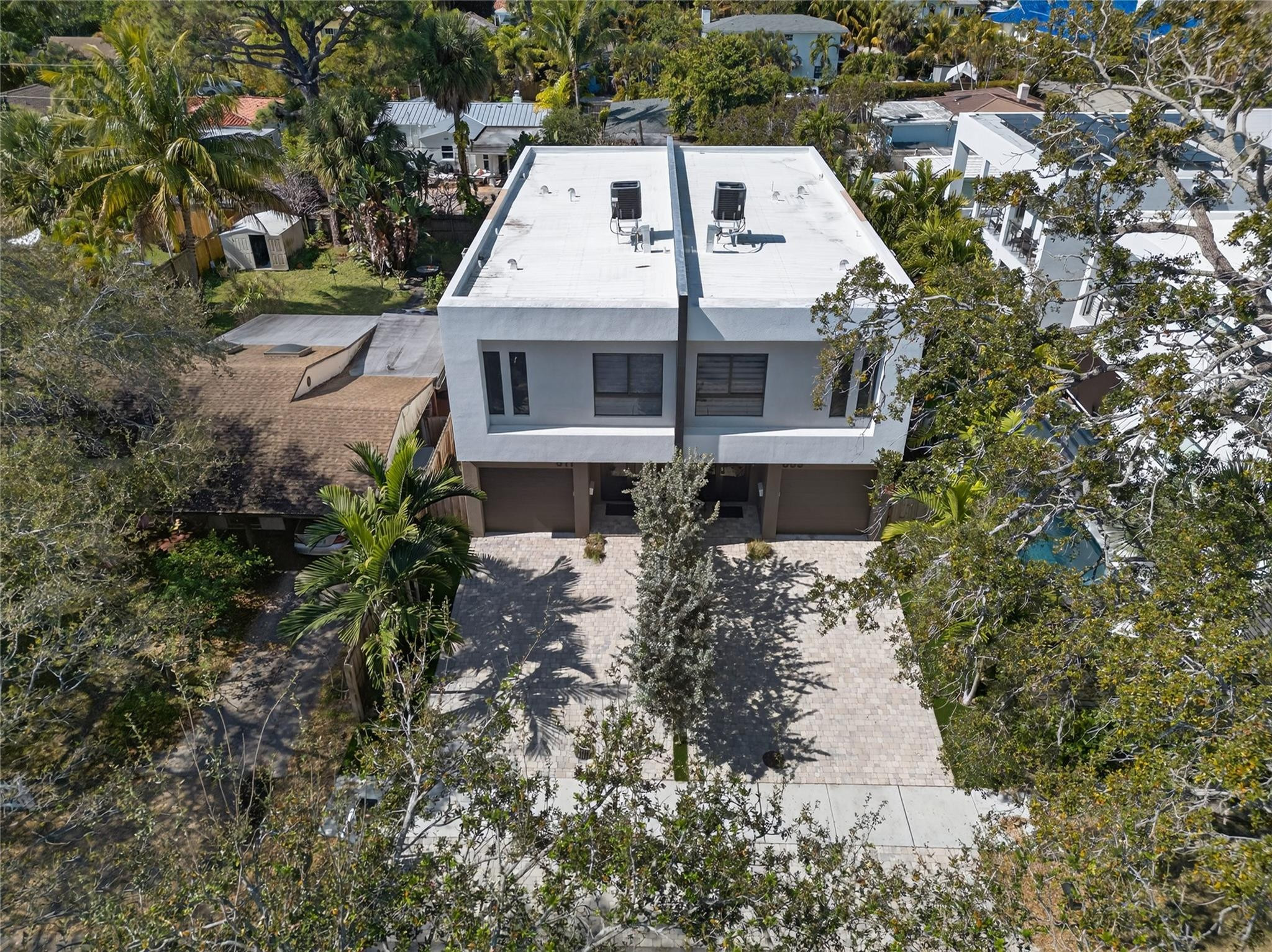 811 SW 10th, Fort Lauderdale FL 33315