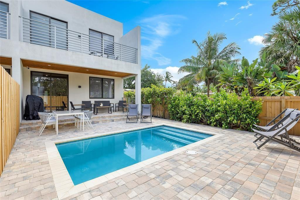 811 SW 10th, Fort Lauderdale FL 33315