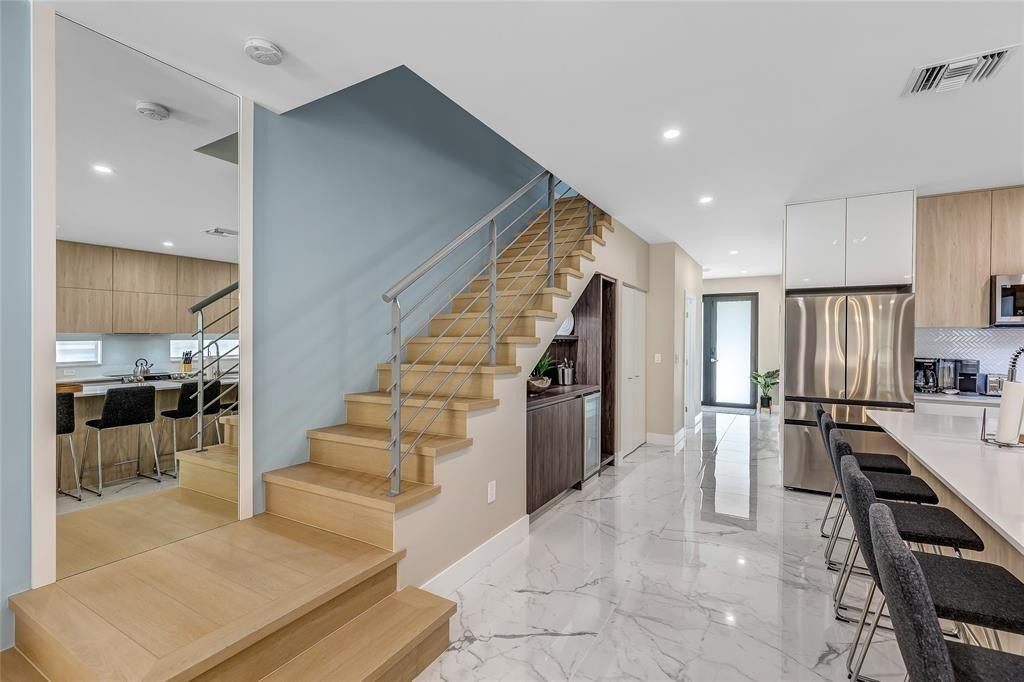 811 SW 10th, Fort Lauderdale FL 33315