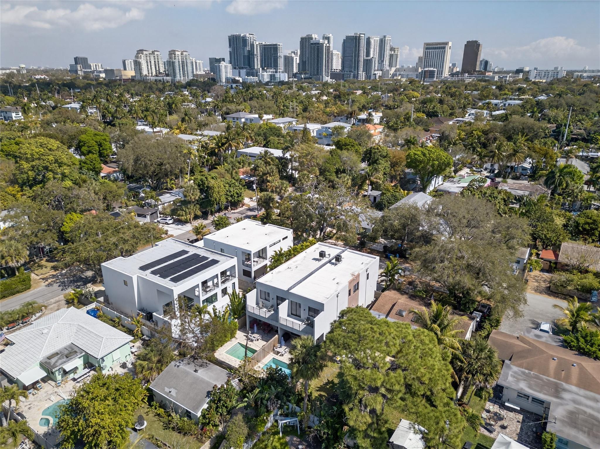 811 SW 10th, Fort Lauderdale FL 33315