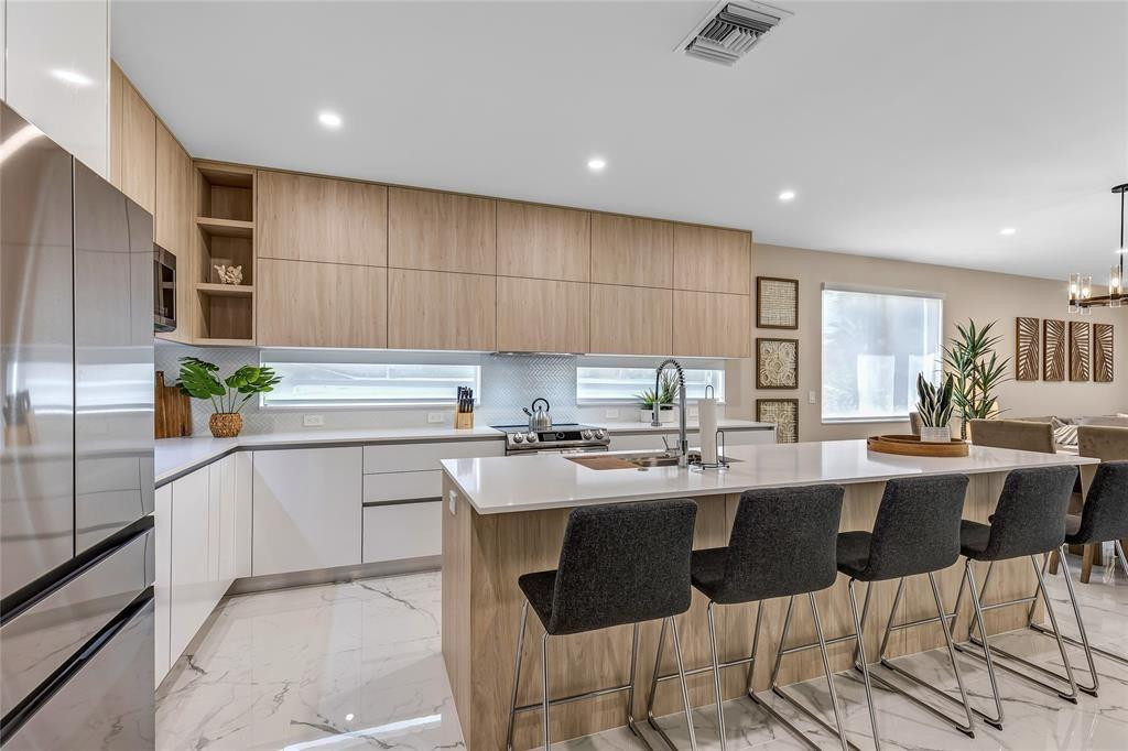 811 SW 10th, Fort Lauderdale FL 33315