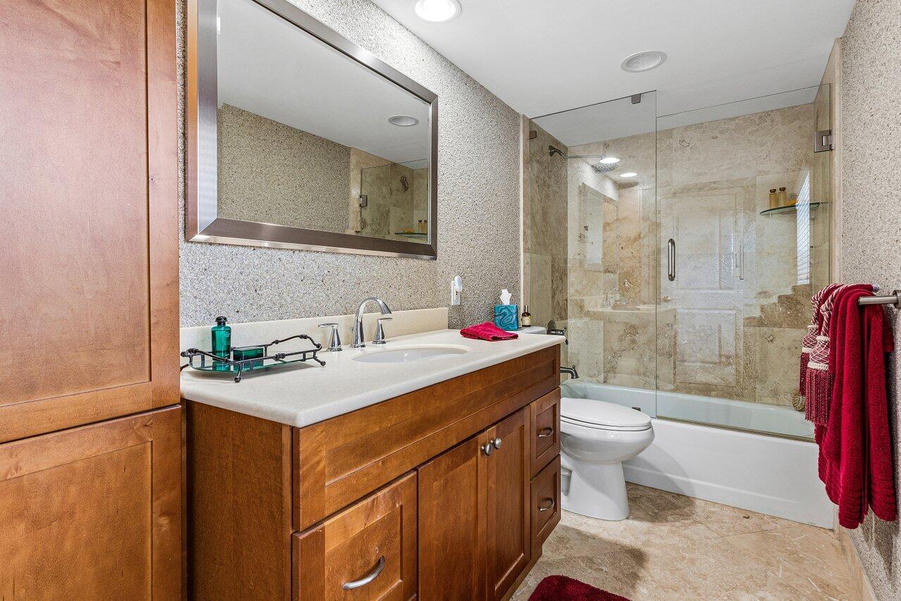 7369 Orangewood #103, Boca Raton FL 33433