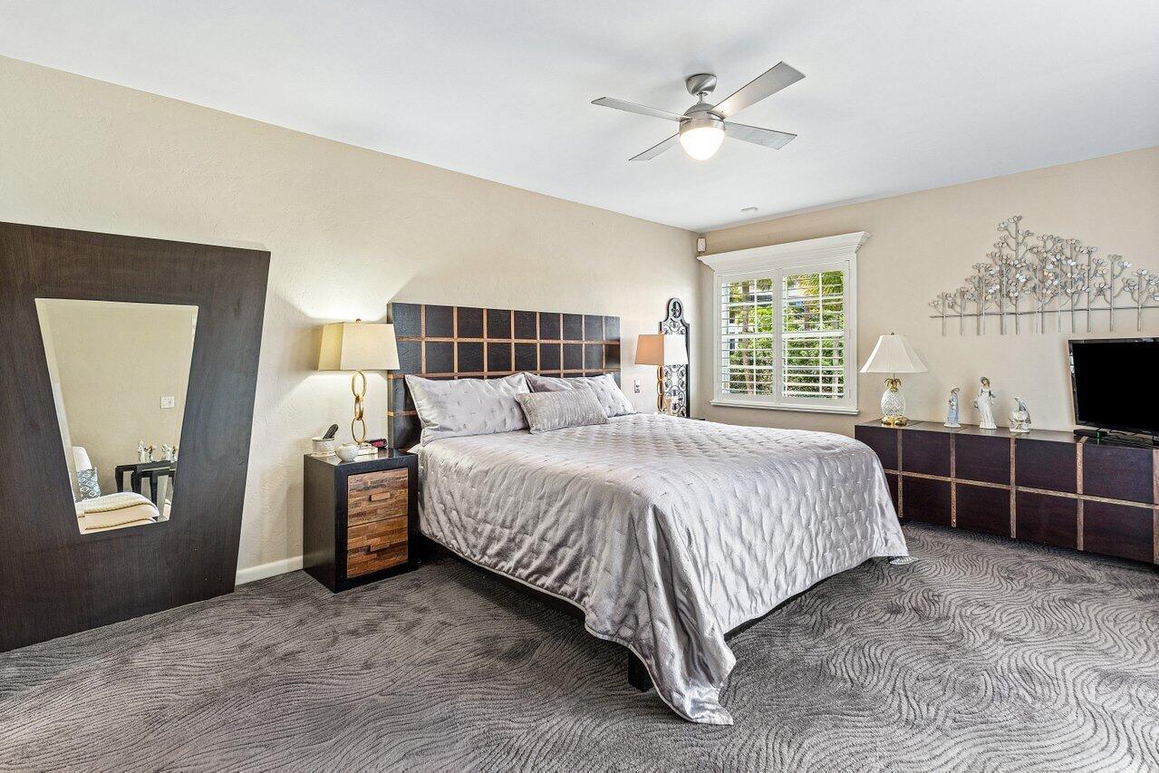 7369 Orangewood #103, Boca Raton FL 33433