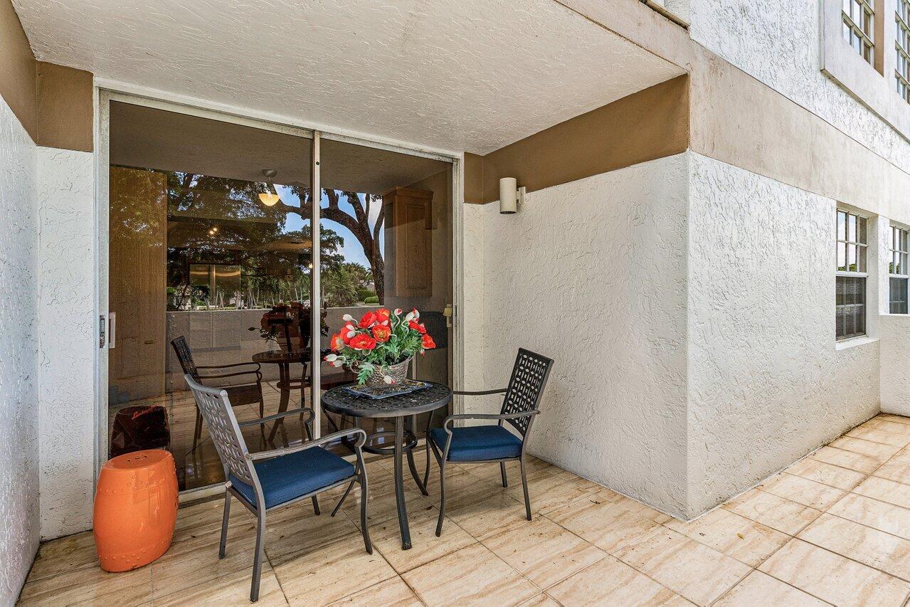 7369 Orangewood #103, Boca Raton FL 33433