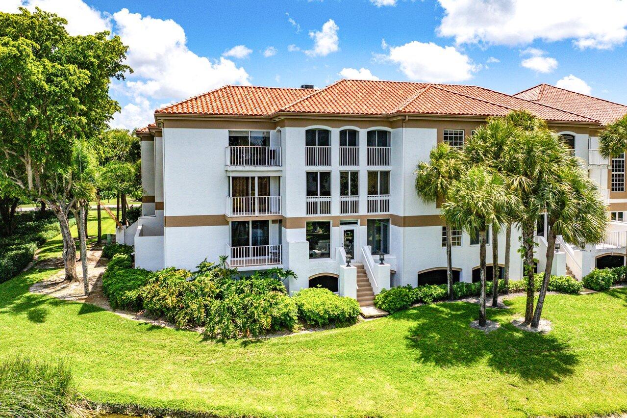 7369 Orangewood #103, Boca Raton FL 33433