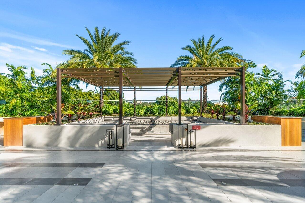 200 SE Mizner #211, Boca Raton FL 33432
