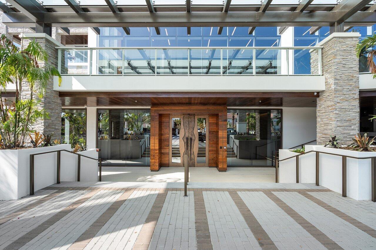 200 SE Mizner #211, Boca Raton FL 33432
