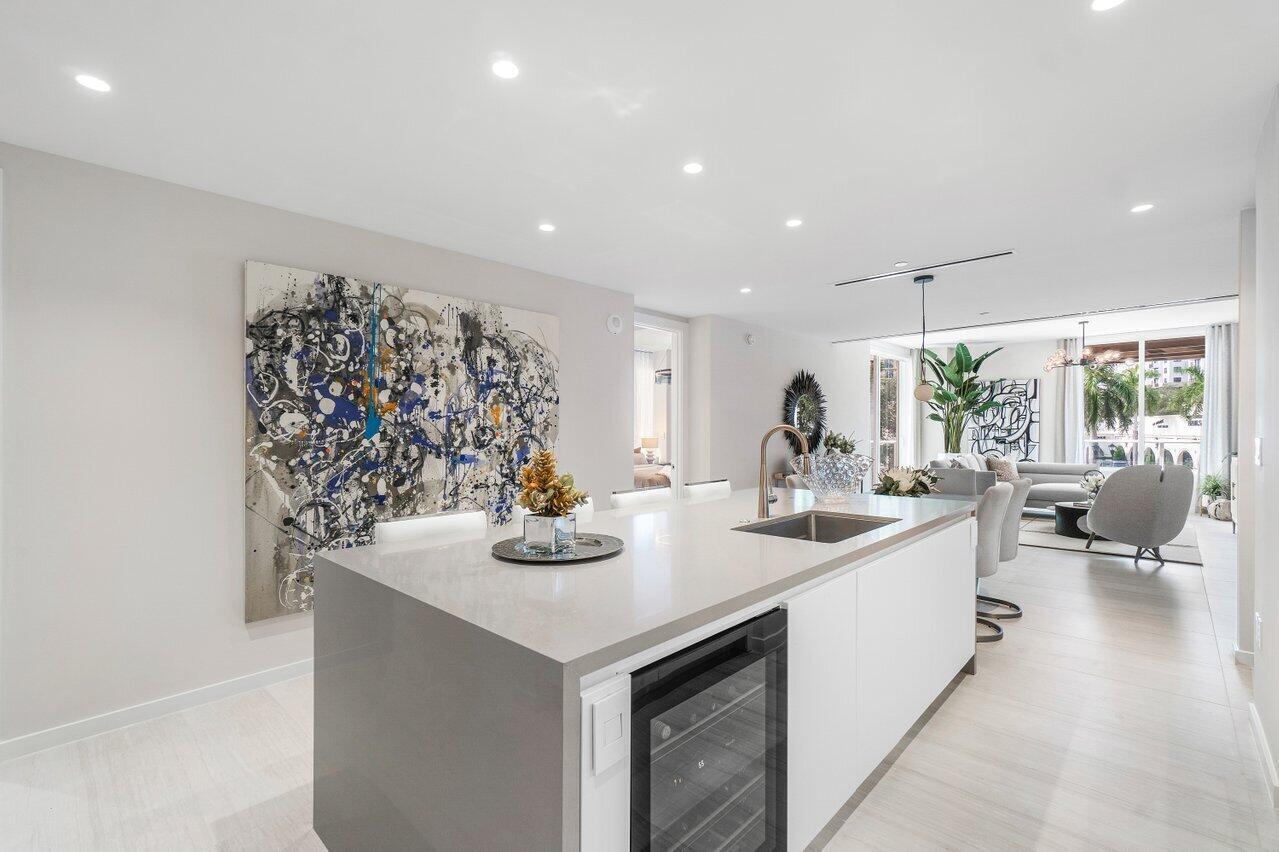 200 SE Mizner #211, Boca Raton FL 33432